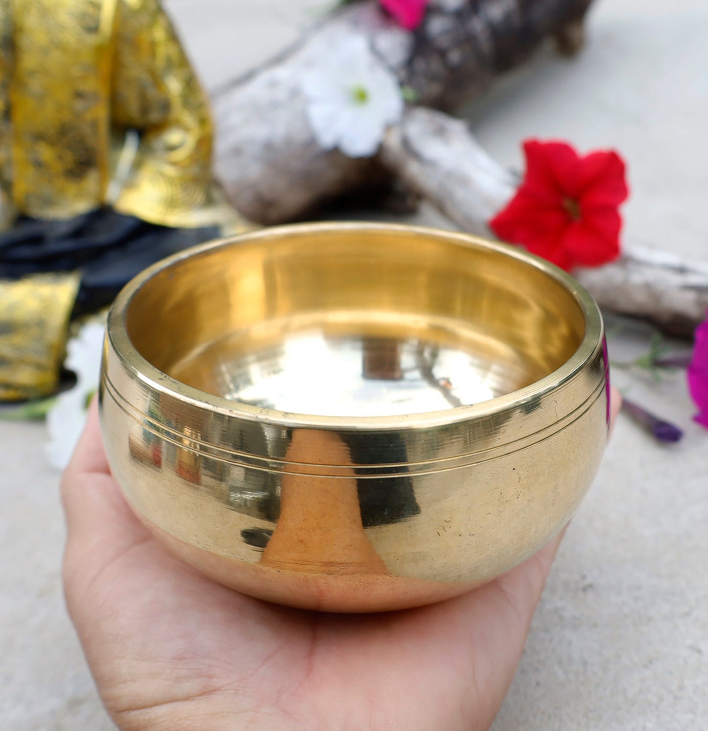 Tibetan Singing Bowl Complete Set ~ For Mindfulness Meditation, Chakra Healing, Yoga (Medium)