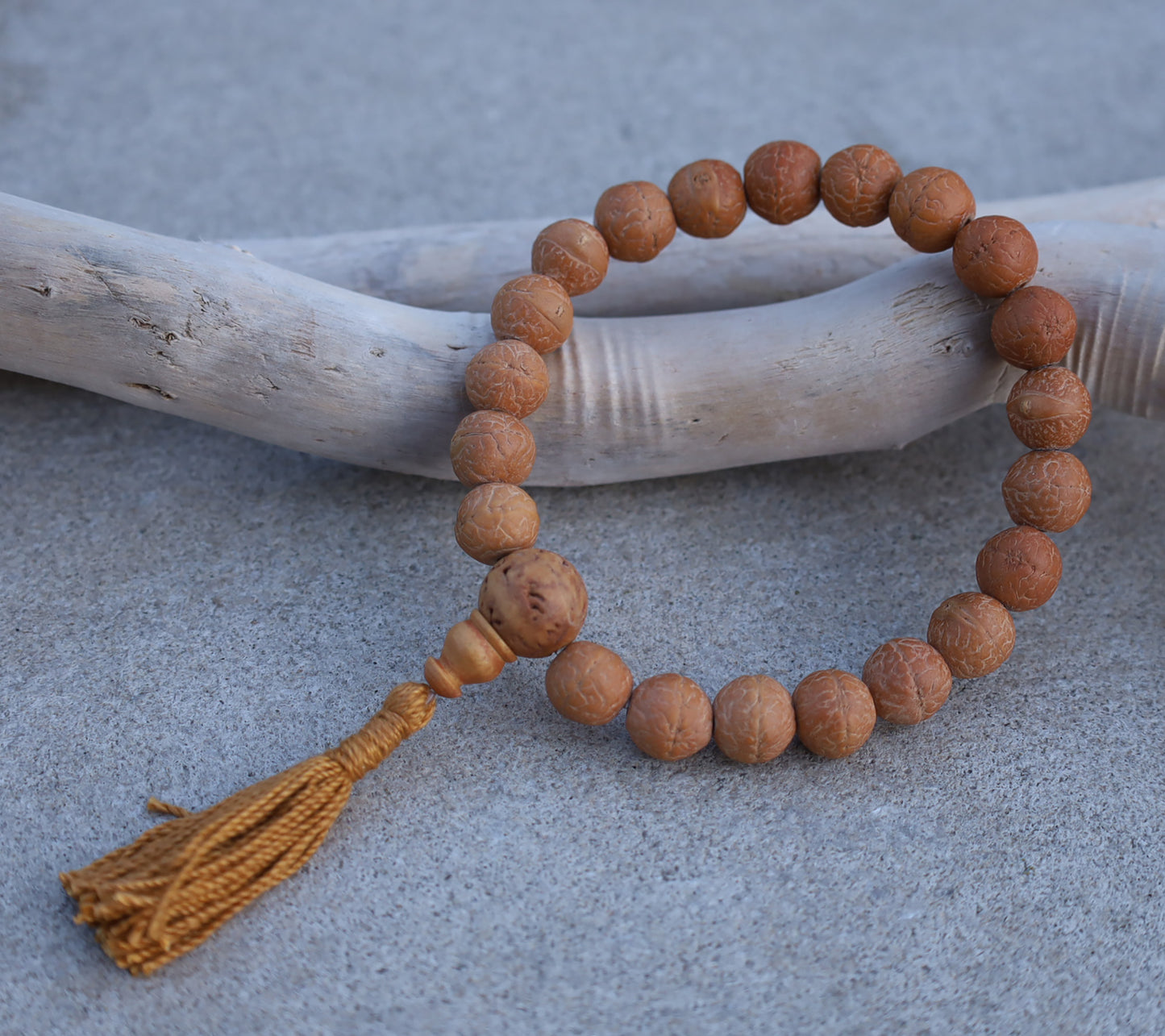 Tibetan Rare To Find Buddhist Meditation Nepal Bodhi Seed Wrist Mala / Small Beads With Free Mala Bag