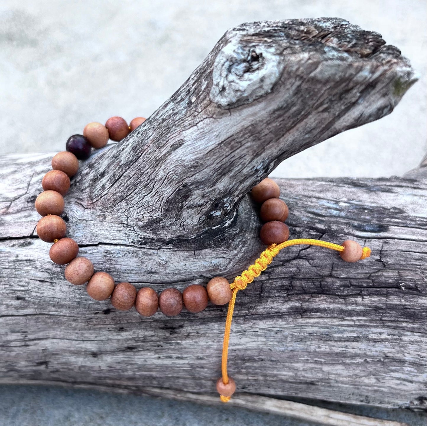 Tibetan Sandalwood Beads Adjustable Wrist Mala Bracelet Free Pouch