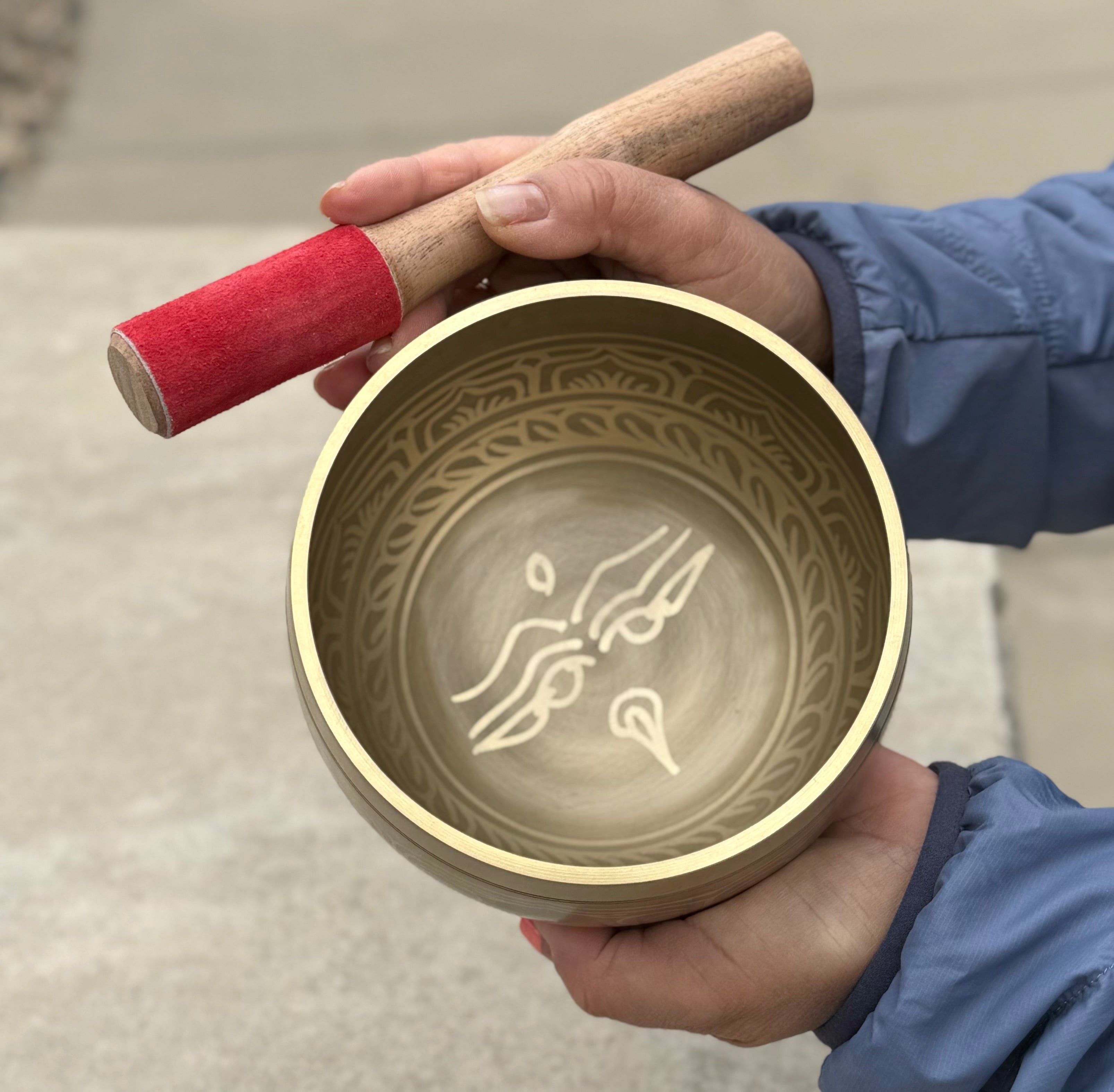 Tibetan Pro Deep Meditation Singing Bowl Set – Large Om Mani Hand Hammered Bowl with Wooden Suede Mallet & Ring Cushion for Yoga, Mindfulness & Chakra Healing - DharmaObjects
