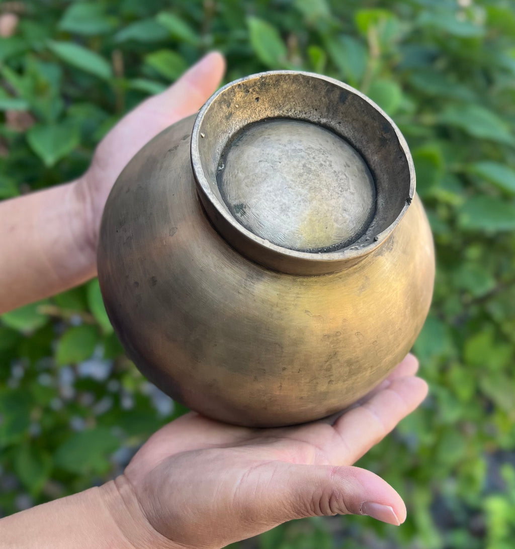 Antique Naga Pedestal Himalayan Singing Bowl – 6 Inch | Root Chakra | Note C 262 Hz - DharmaObjects