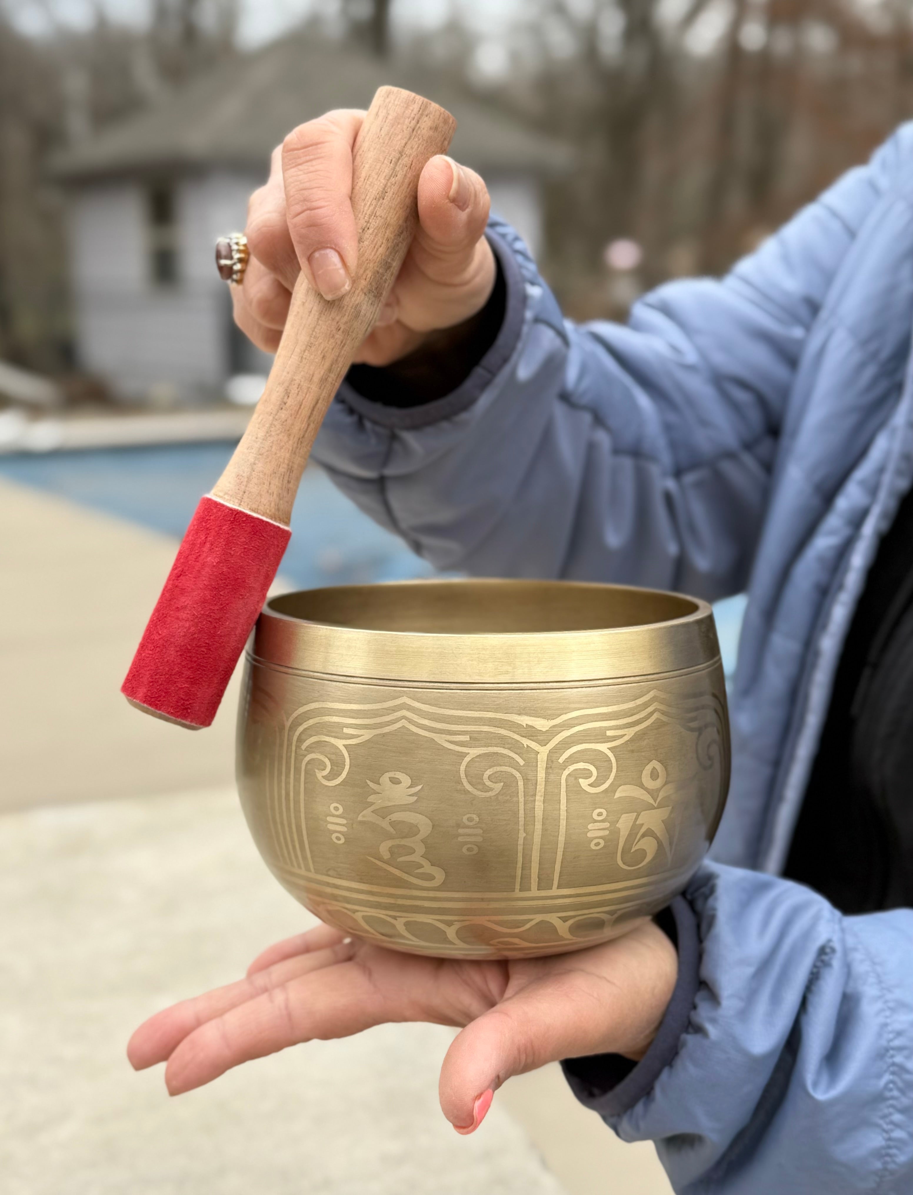 Tibetan Pro Deep Meditation Singing Bowl Set – Large Om Mani Hand Hammered Bowl with Wooden Suede Mallet & Ring Cushion for Yoga, Mindfulness & Chakra Healing - DharmaObjects