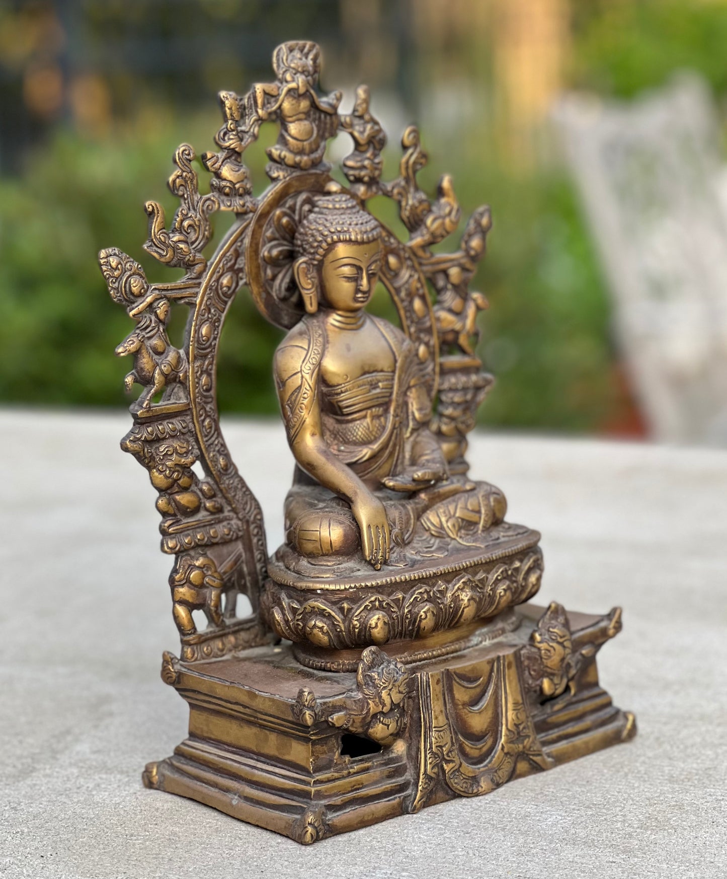 Buddha Statue Solid Brass Dhyana Mudra for Home Altar Shrine Meditation Room 10.5 Inches Tall