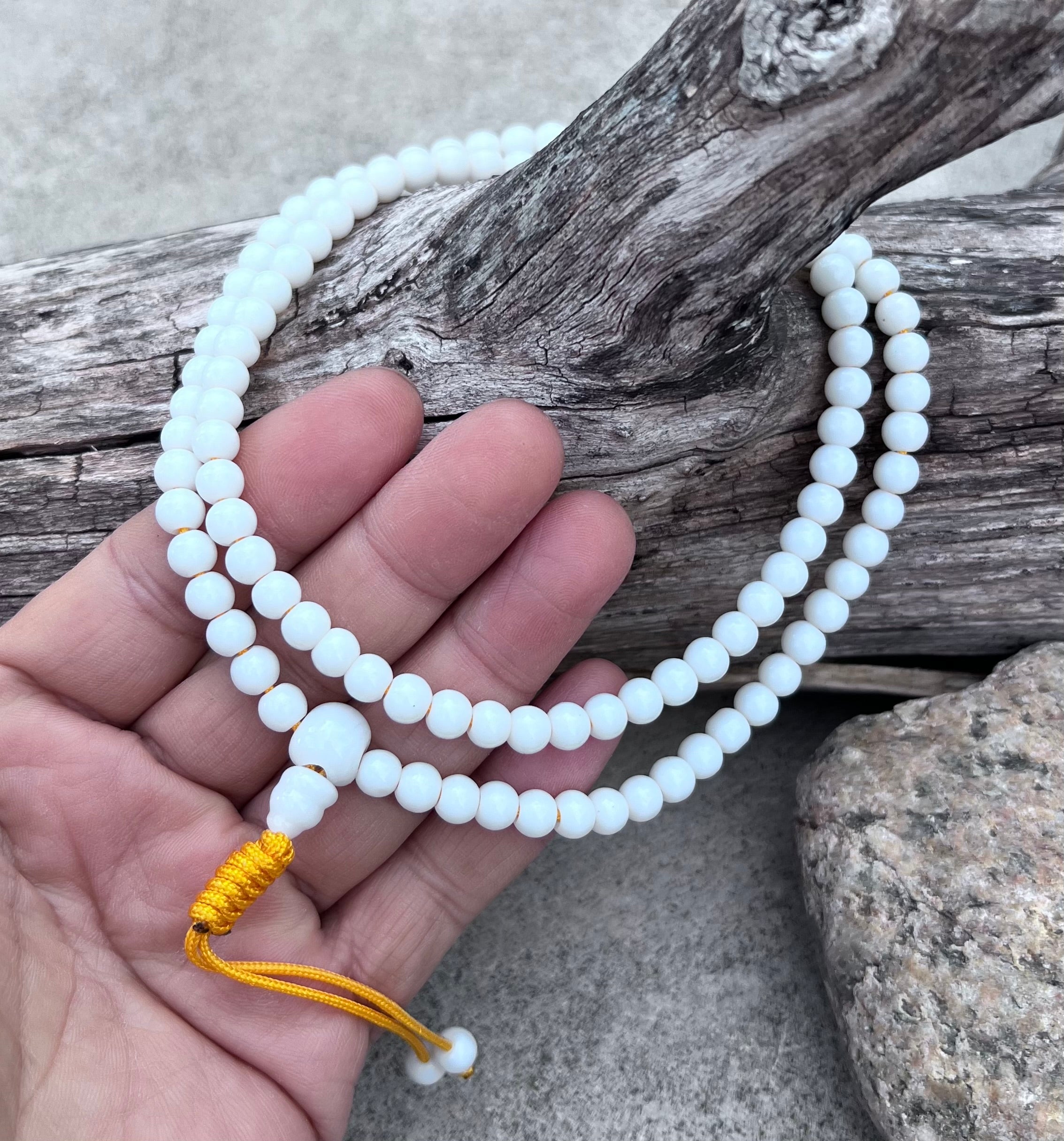 Tibetan Buddhist Mala / Rosary 108 Glass Beads / Free Mala Pouch