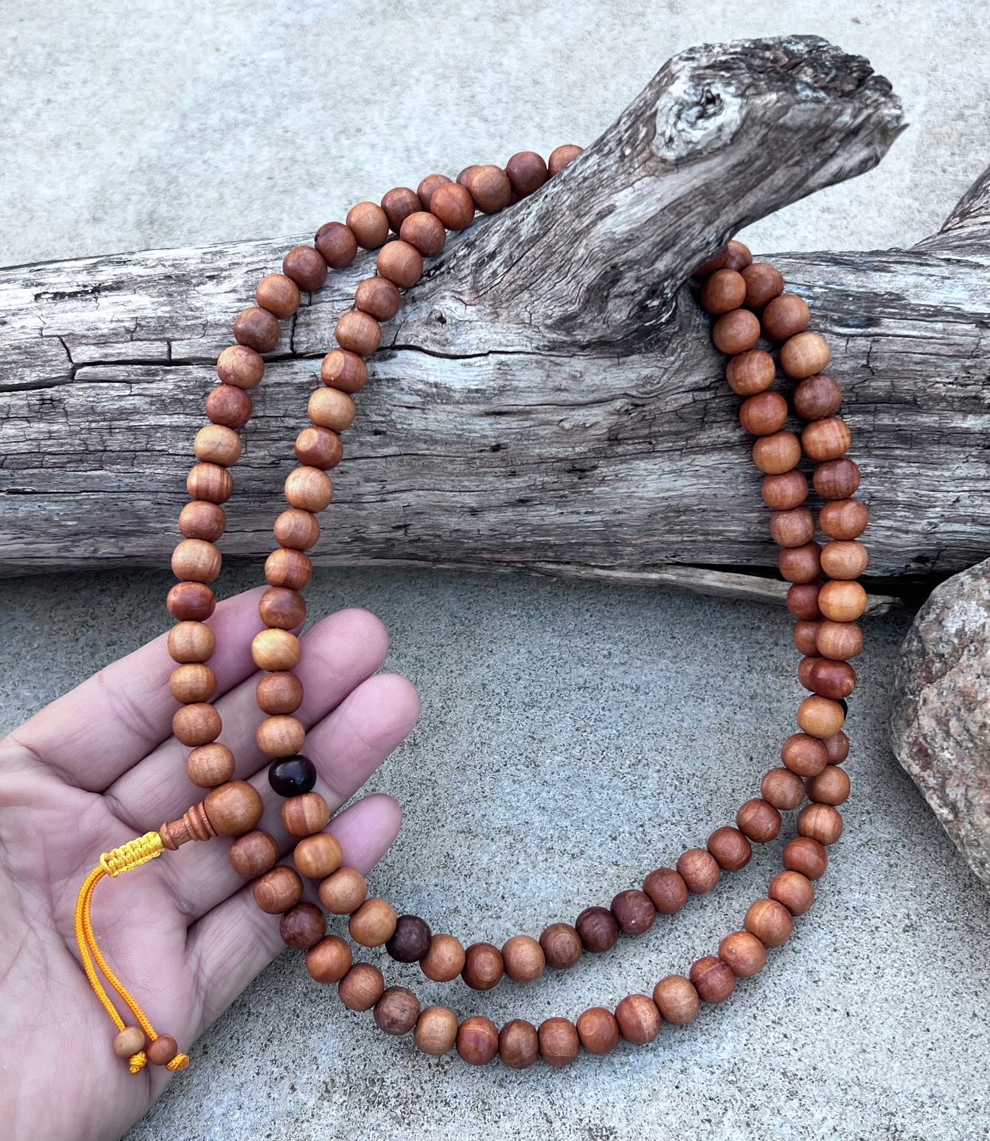 Tibetan Buddhist Sandalwood Mala With Free Mala Bag