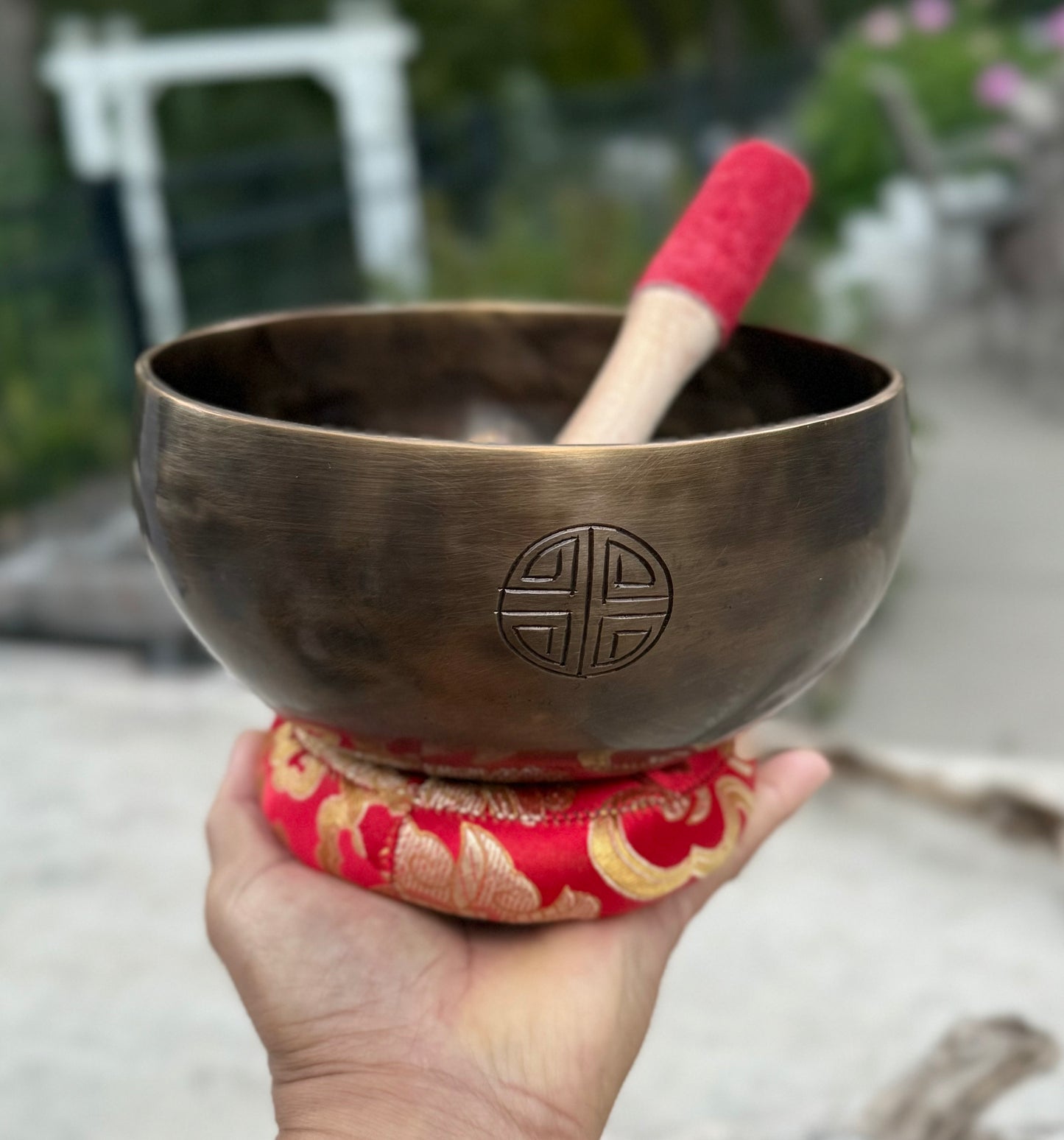 Hand Hammered Tibetan Full Moon Singing Bowl from Nepal 6 Inches