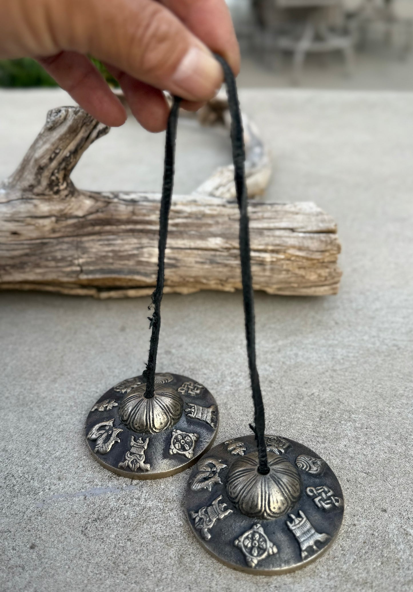 Tibetan Buddhist Meditation Yoga 8 Lucky Symbols Tingsha Cymbal Bell Chimes With Pouch