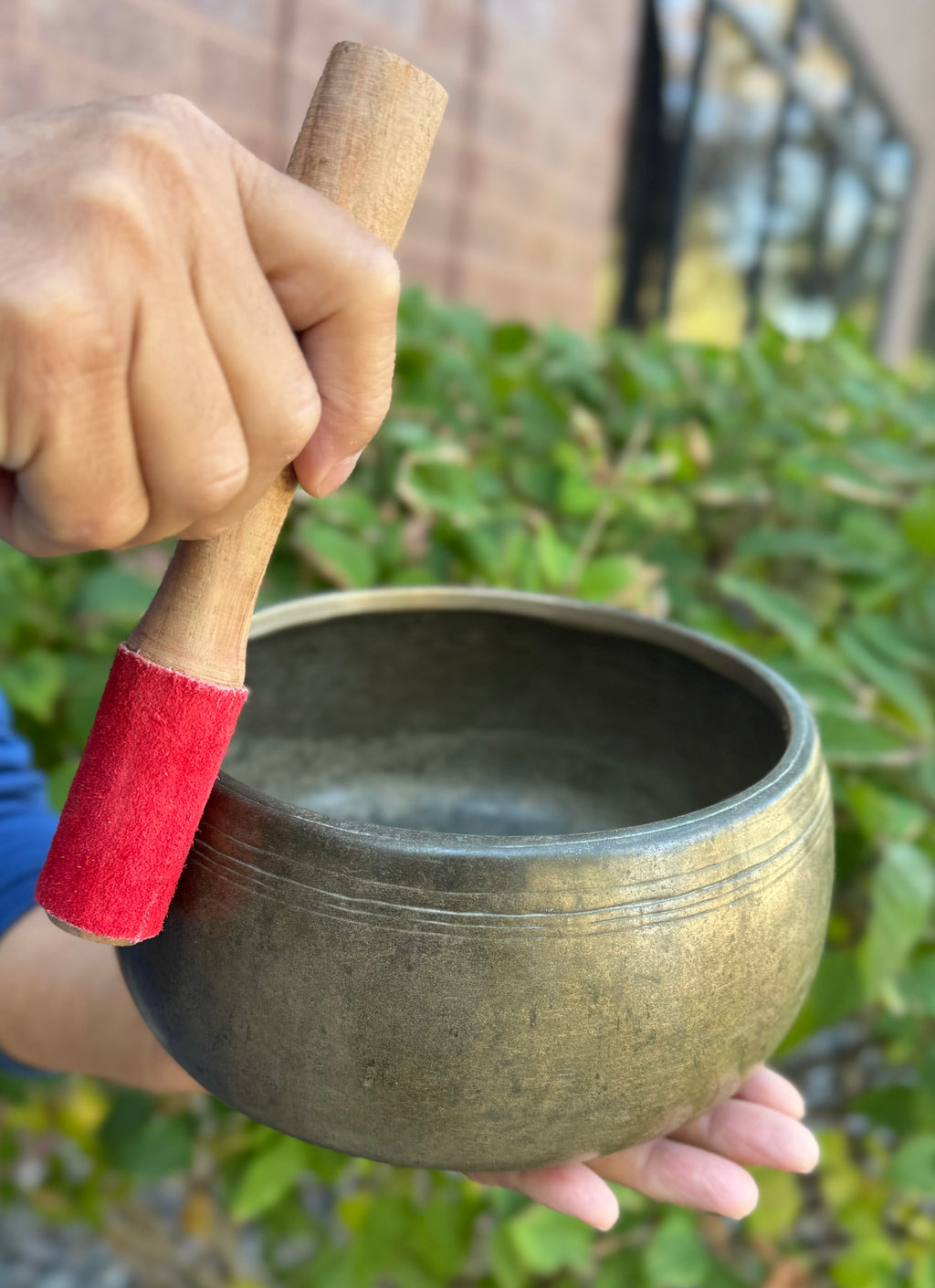 Rare Antique Mani Singing Bowl from the Himalayas 7" – Large Handcrafted Meditation Bowl with A# Note 455 Hz, Cushion & Strikers - DharmaObjects