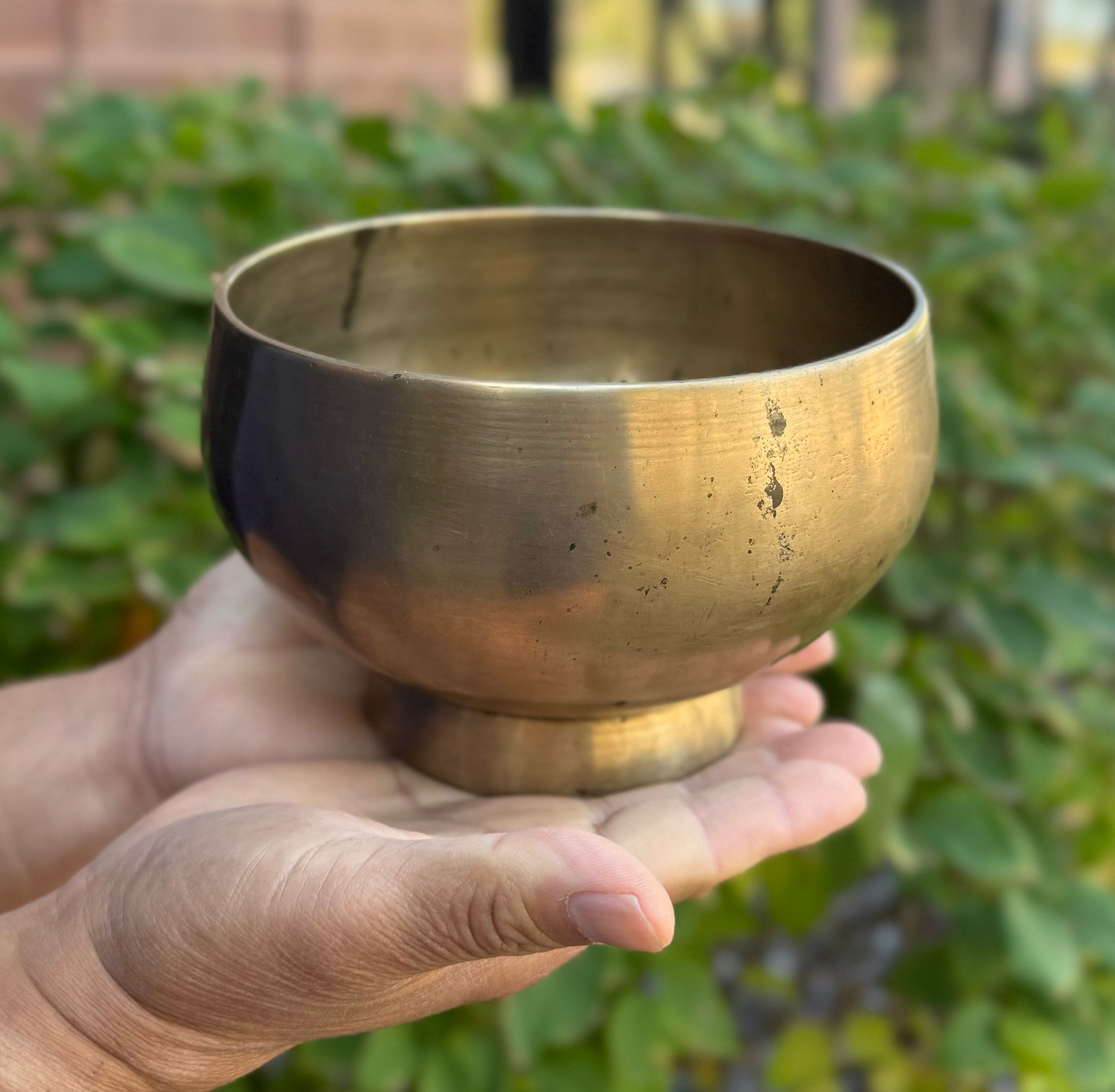 Antique Naga Pedestal Himalayan Singing Bowl 6 Inches Solar Plexus Chakra - DharmaObjects