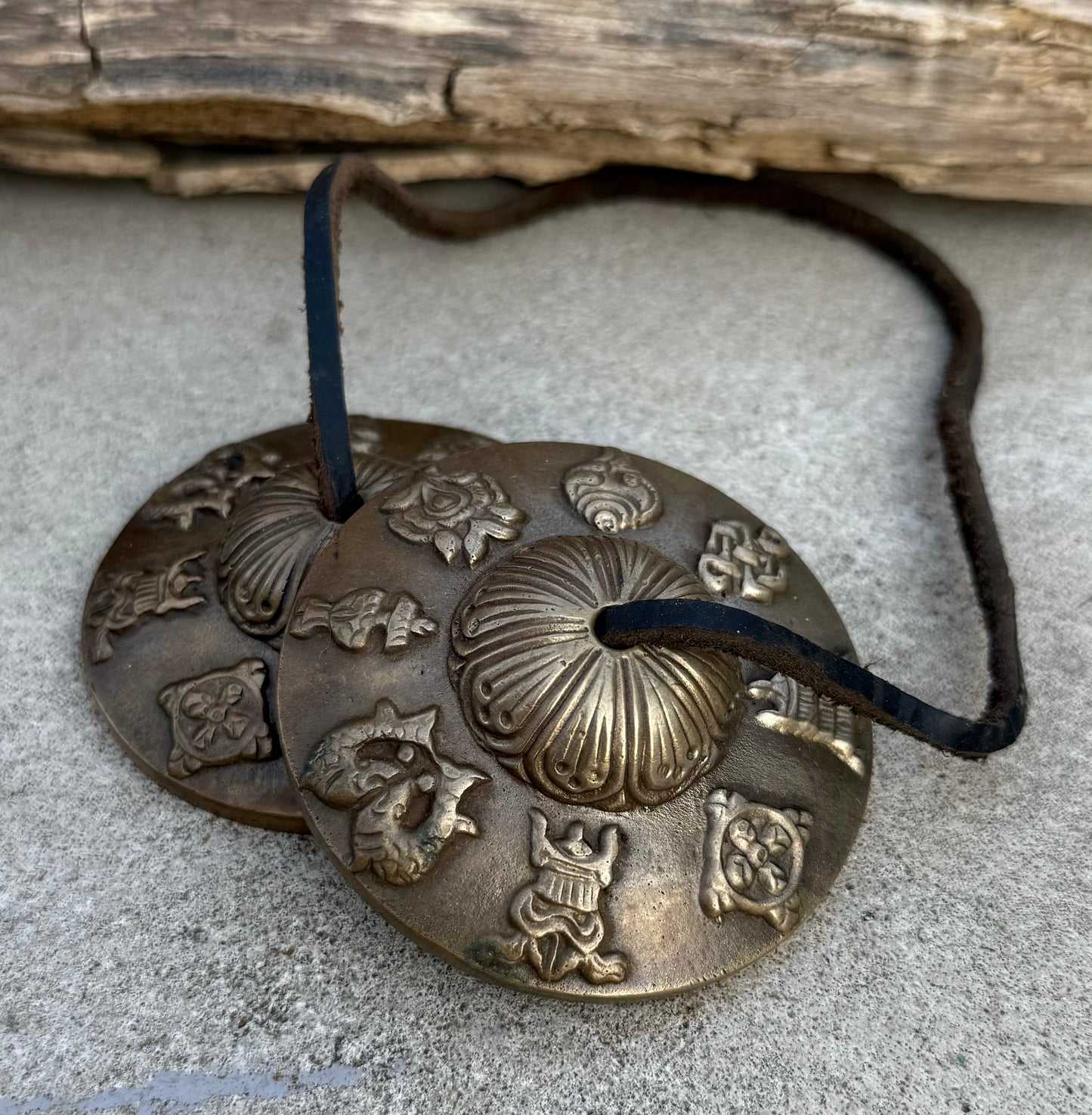 Tibetan Buddhist Meditation Yoga 8 Lucky Symbols Tingsha Cymbal Bell Chimes With Pouch