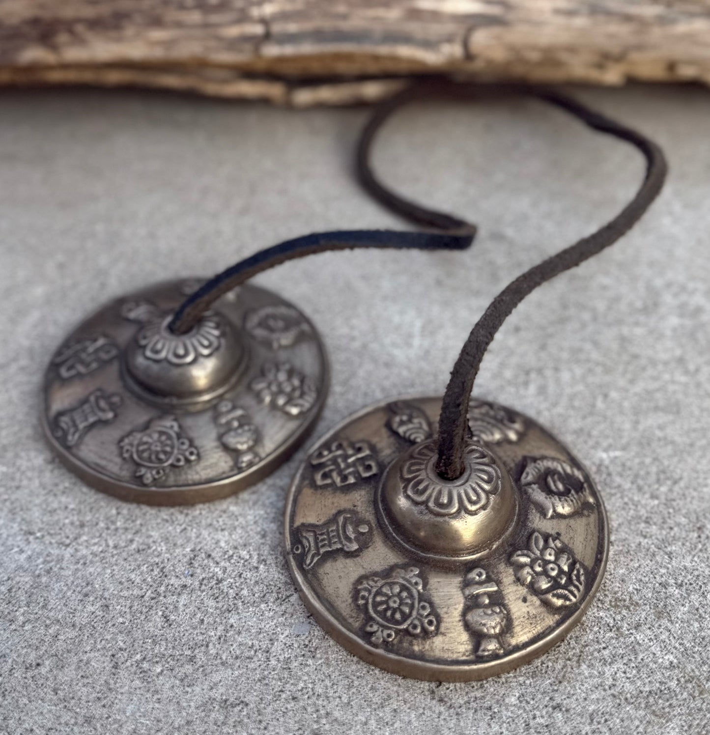 Tibetan Buddhist Meditation Yoga 8 Lucky Symbols Tingsha Cymbal Bell Chimes With Pouch