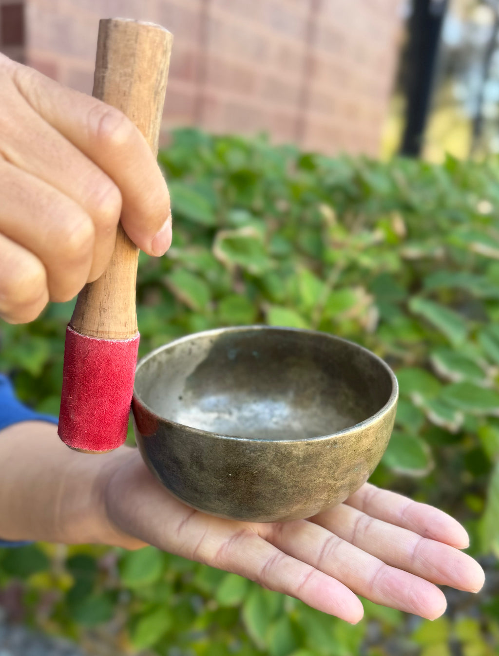 Antique Himalayan Singing Bowl 4.5 Inches Sacral Chakra - DharmaObjects