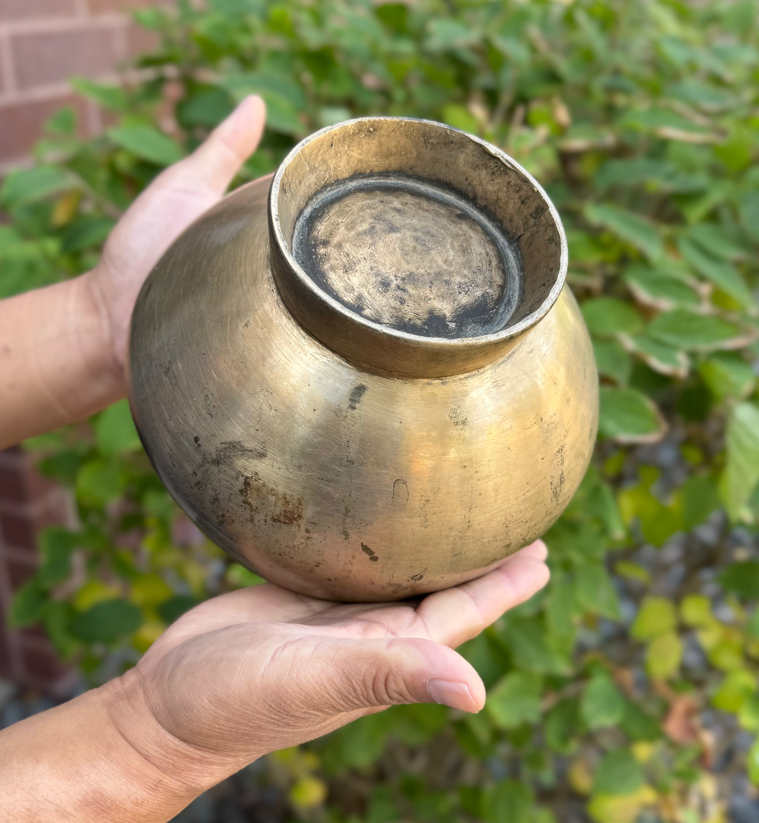 Antique Naga Pedestal Himalayan Singing Bowl 7" – Sacral Chakra D 312 Hz Chalice Bowl with Gong Beater & Mallet - DharmaObjects