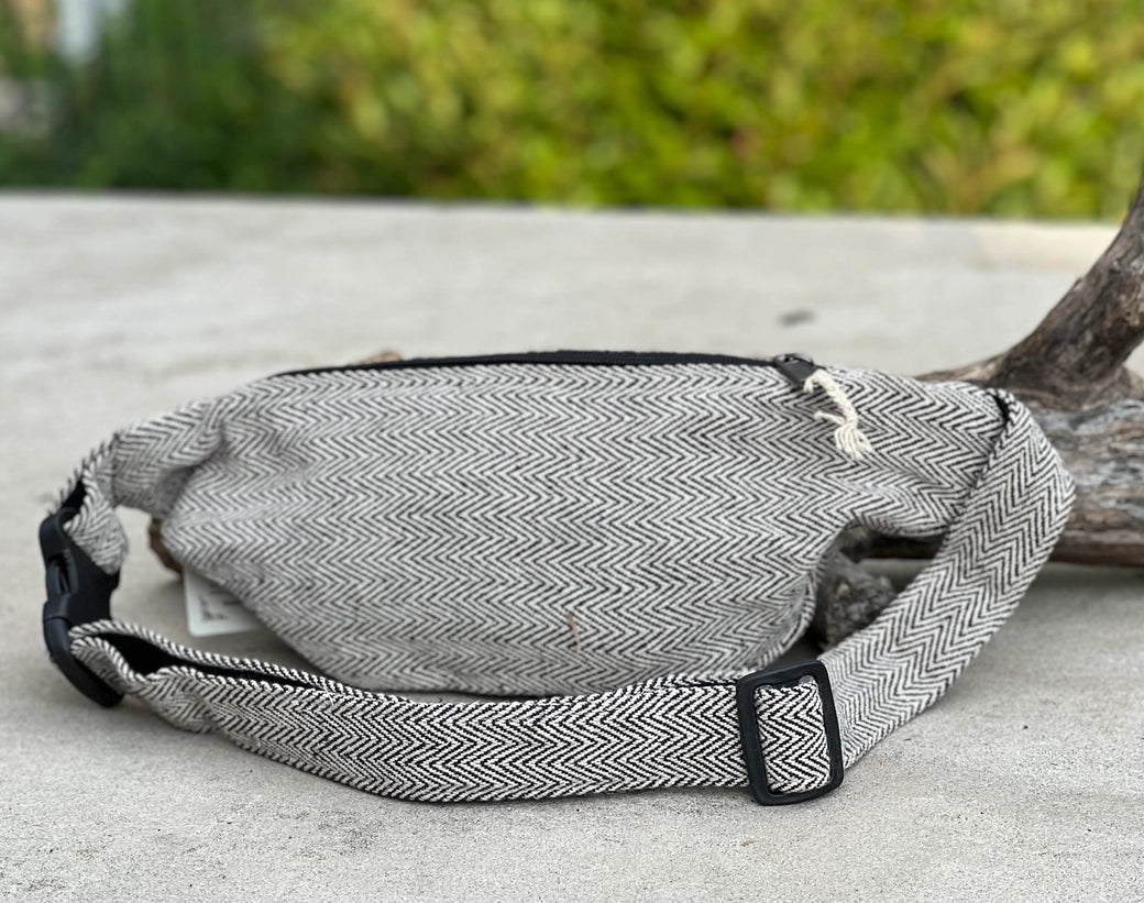 Boho Style Hemp Fanny Pack – Handmade Adjustable Waist & Crossbody Bag