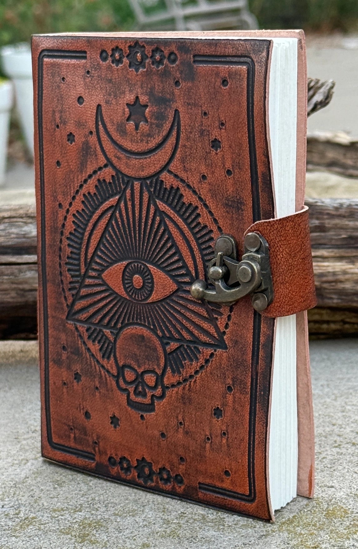 Handmade Pyramid Eye Embossed Leather Journal
