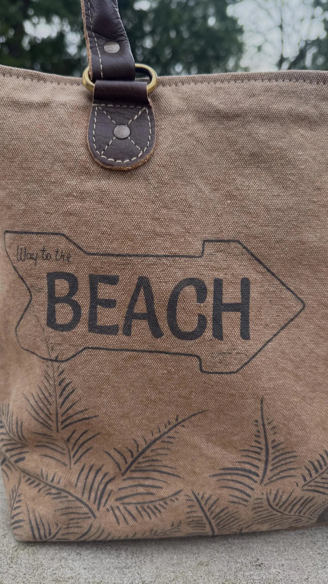 Sustainable Canvas Shoulder Beach Bag – Upcycled Military Tent with Brass Hardware and Genuine Leather handle - DharmaObjects
