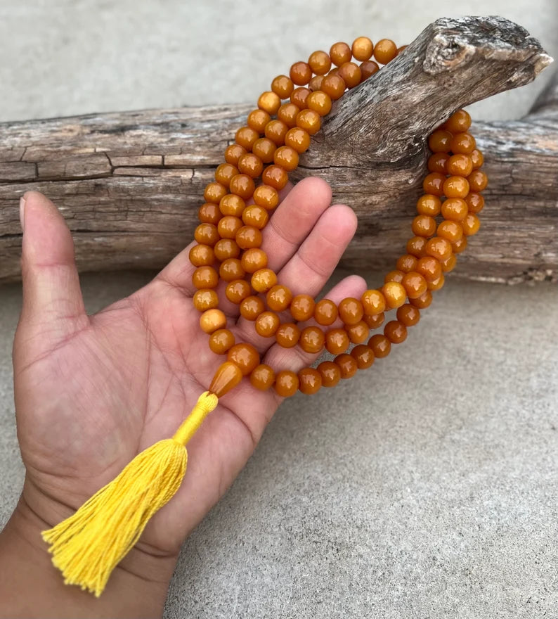 Tibetan Buddhist Copal Honey Amber 108 Beads Mala Prayer Beads Free Silk Mala Pouch