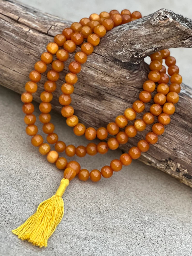 Tibetan Buddhist Copal Honey Amber 108 Beads Mala Prayer Beads Free Silk Mala Pouch