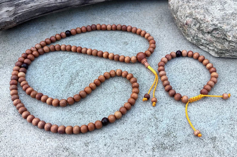 Tibetan Buddhist Genuine Sandal Wood Adjustable Mala Set / Meditation Mala / Free Silk Pouch