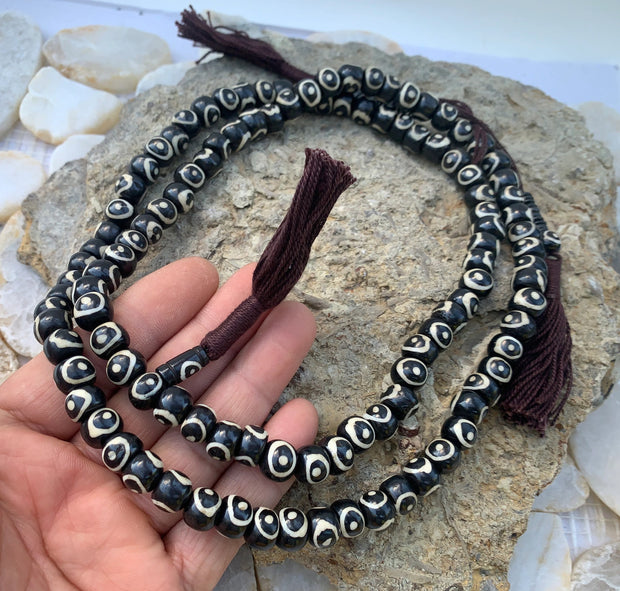 Tibetan Yin Yang DZI 108 Beads Bone Mala With Counter For Meditation and Yoga