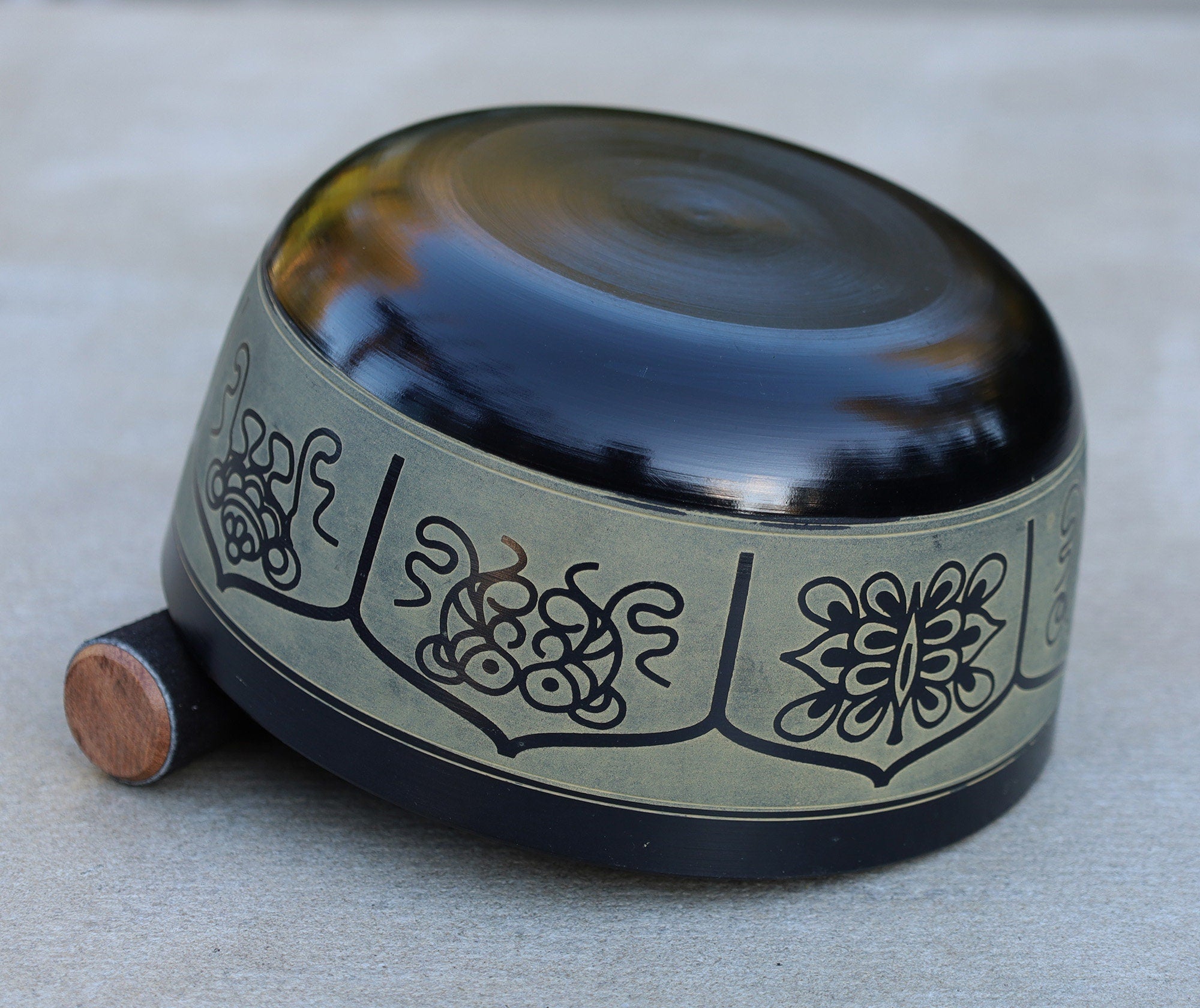 Tibetan Singing Bowl Set Eight Lucky Symbol With Mallet and Cushion ~ For Meditation, Chakra Healing, Prayer, Yoga