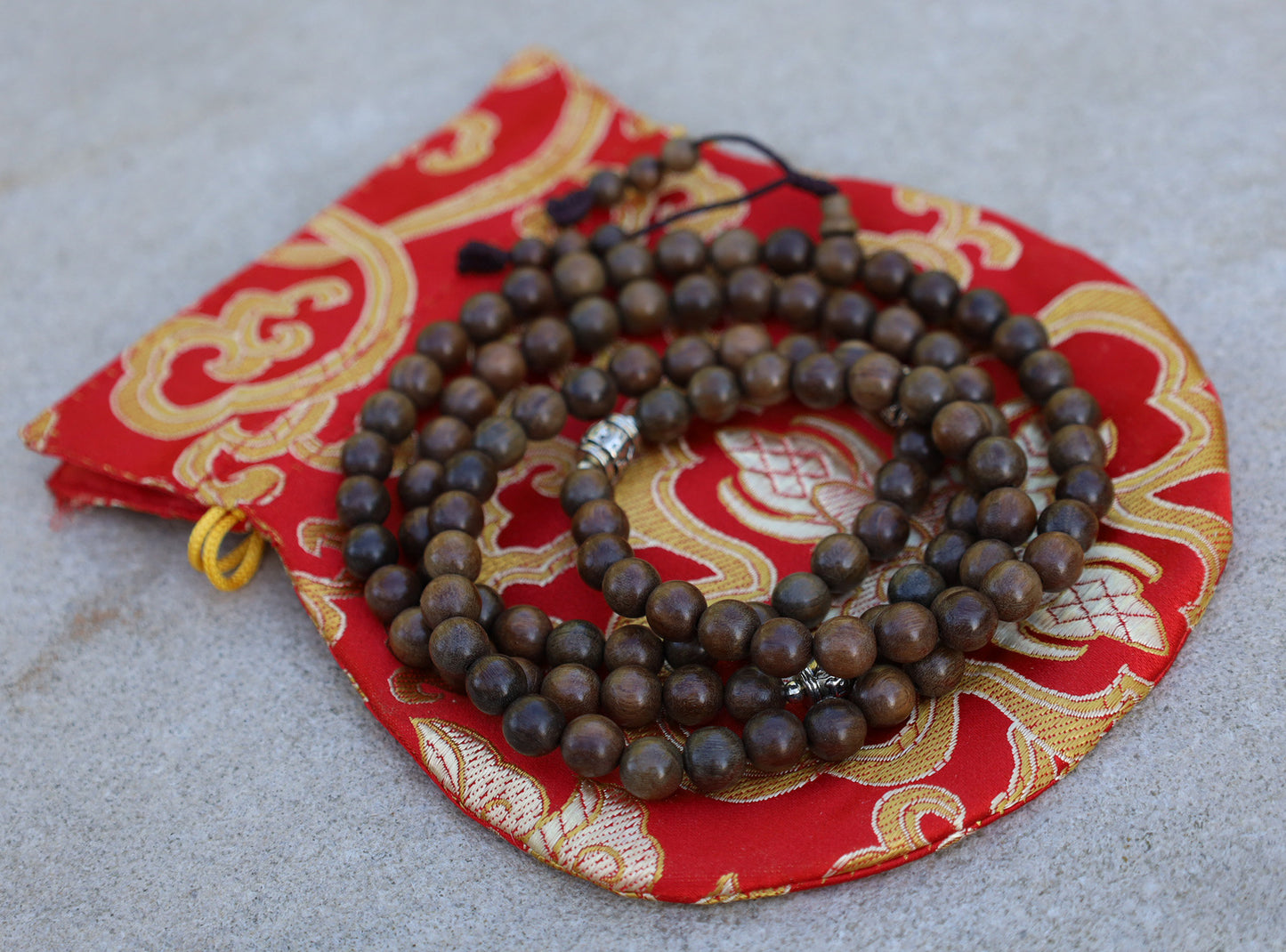 Tibetan Meditation Dark Kadam wood 108 Beads Mala, Prayer Beads, Buddhist Prayer Beads, Wood Mala Yoga Necklace, Hindu Prayer Beads