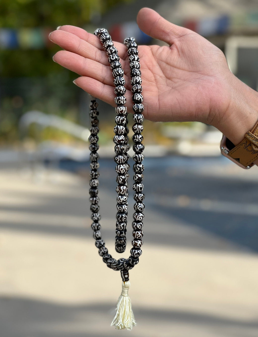 Tibetan Meditation Om Mani Padme Hum 108 Bone Beads Mala With Pouch