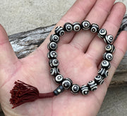 Tibetan Dzi 21 Beads Stretch Wrist Mala Bracelet / Free Silk Pouch