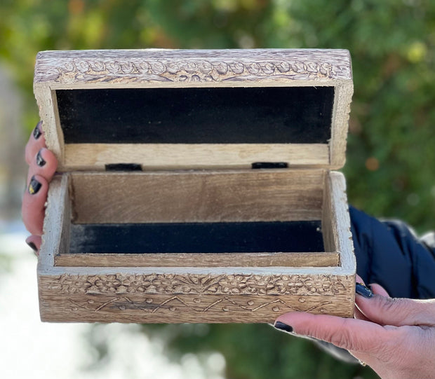 Hand Carved Egyptian Eye of Ra Wooden Box Keepsake Jewelry Storage