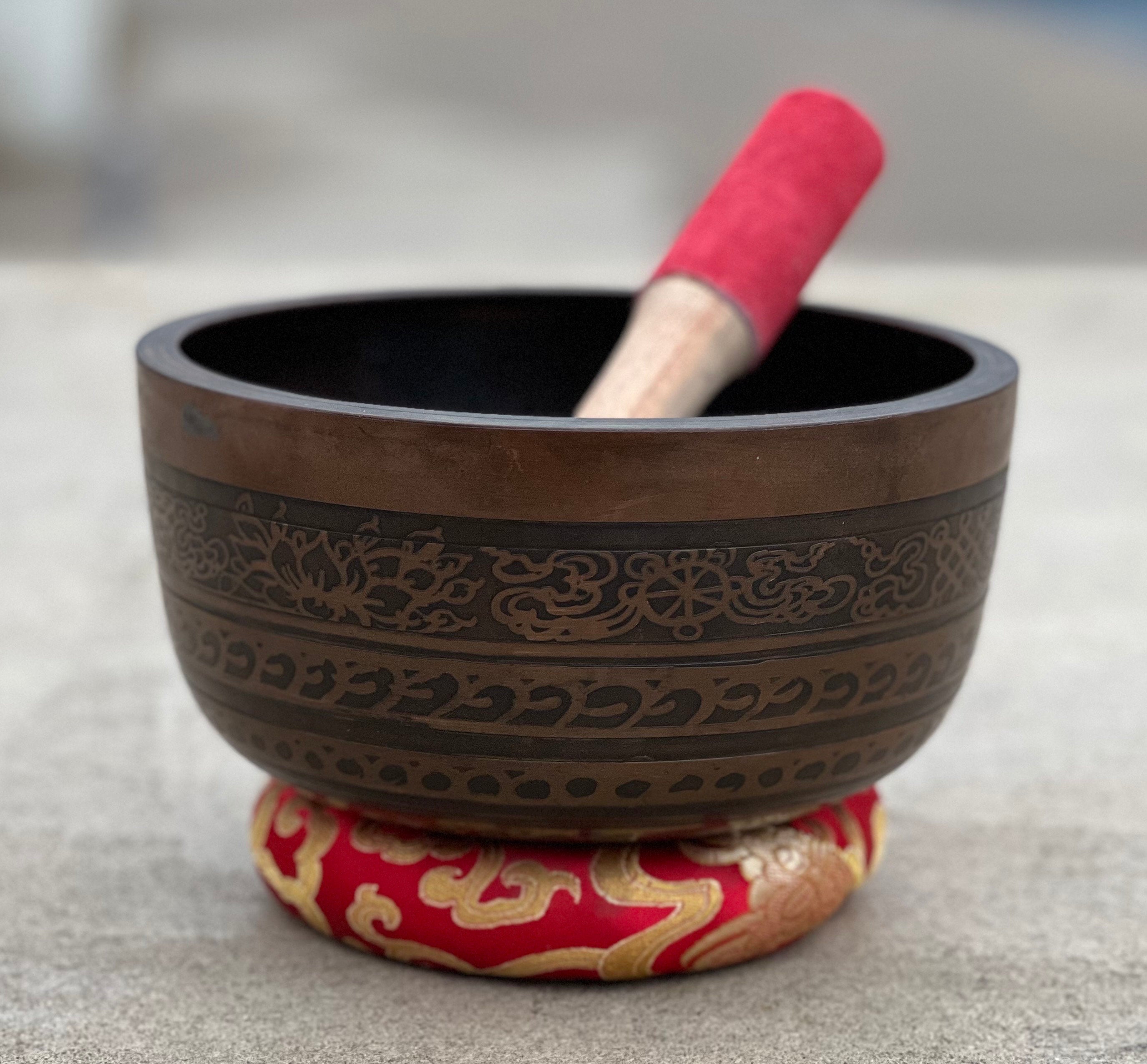 Tibetan Buddhist Buddha Singing Bowl 6.75" | Antique Collector Bowl with Buddha, Eight Lucky Symbols & Heart Chakra F Note - DharmaObjects