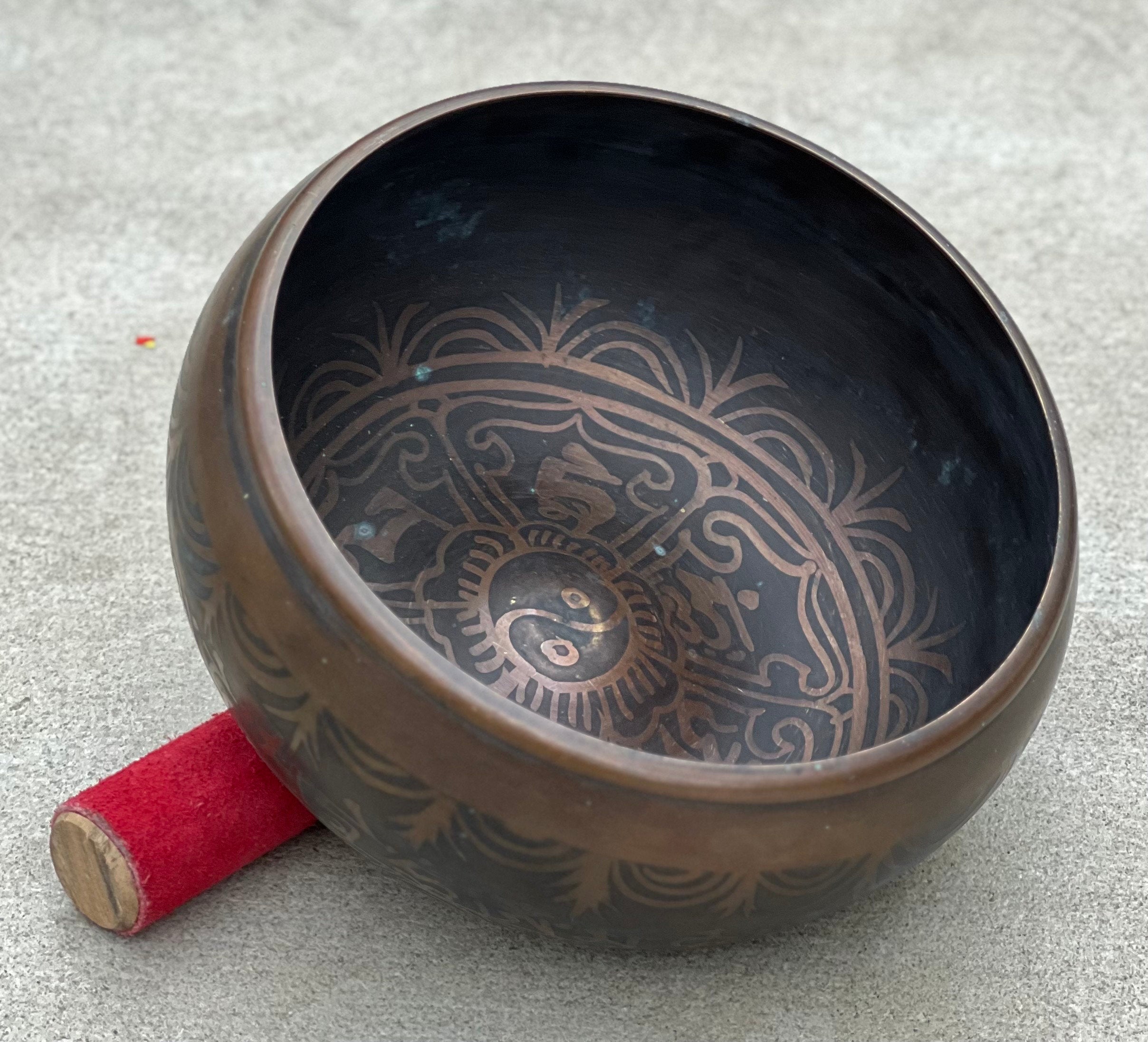Tibetan Buddhist Om Mani Buddha Old Singing Bowl 6" | Antique Collector Bowl with Sacred Engravings & Sacral Chakra D Note - DharmaObjects