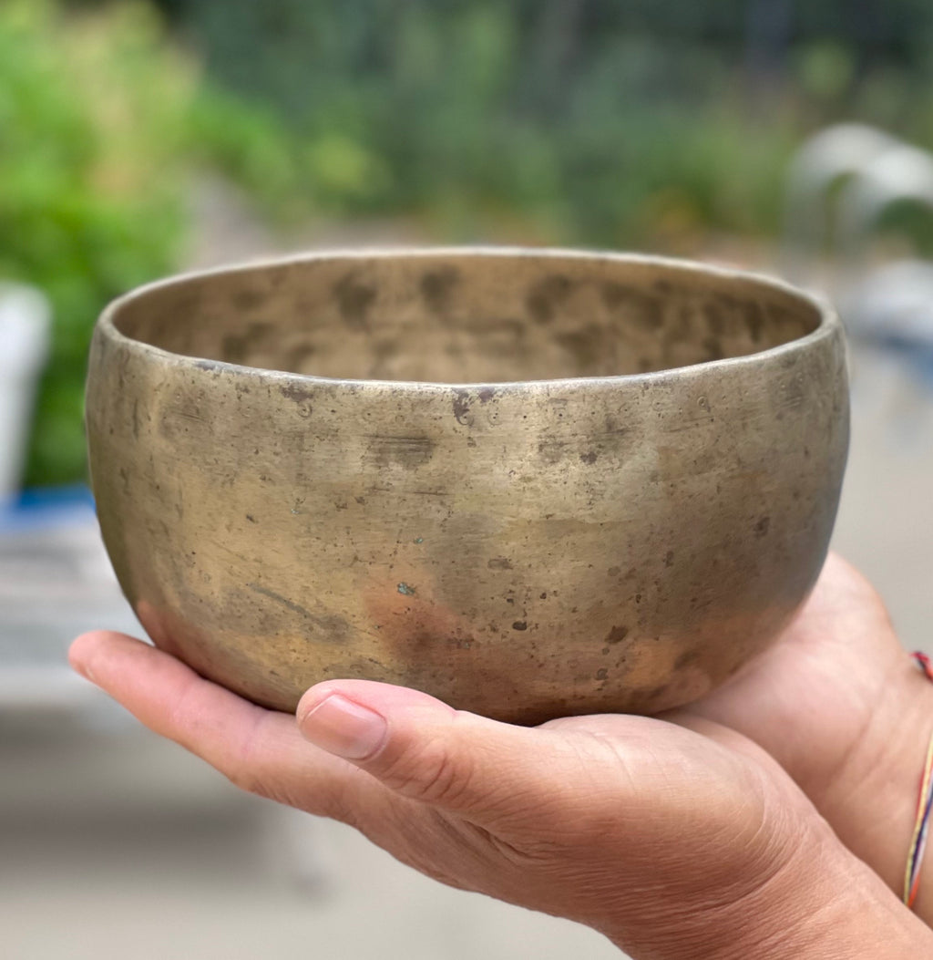 Rare Antique Thadobati Style Tibetan Singing Bowl 7" | Dark Patina Throat Chakra G Note Collector Bowl with Mallet & Cushion - DharmaObjects