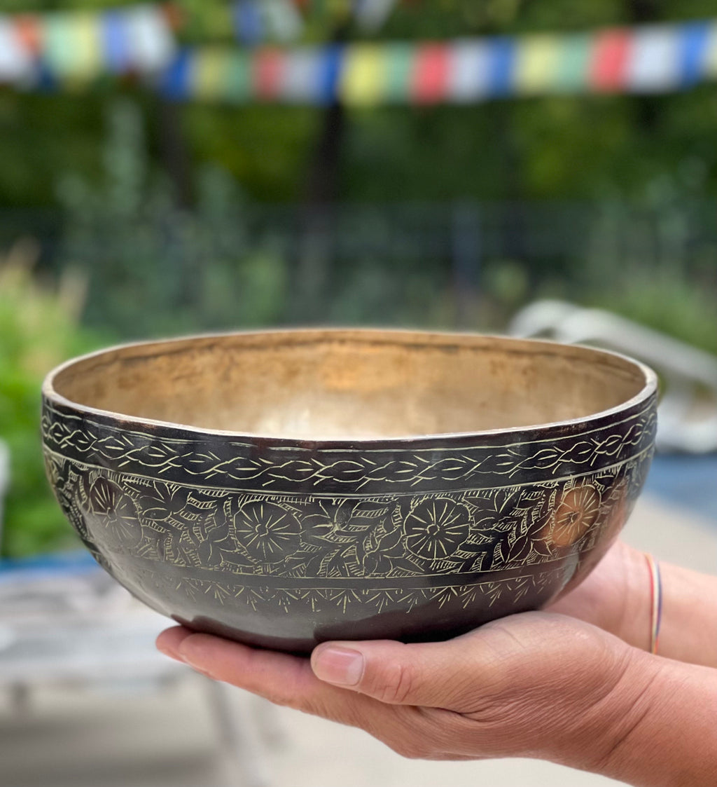 Rare Old Engraved Tibetan Singing Bowl 9" | Antique Collector Bowl with D Note Sacral Chakra Tone & Mallet Set - DharmaObjects