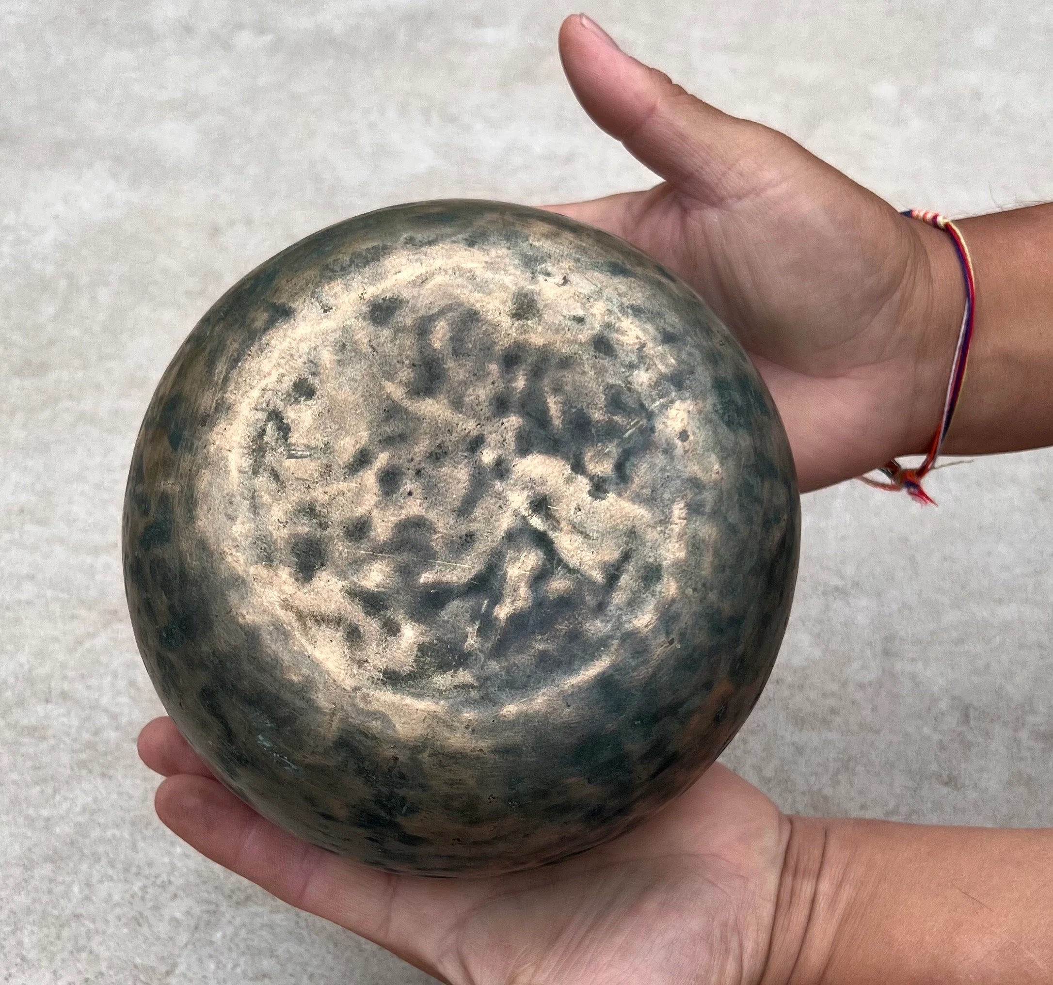 Antique Rare Thadobati Style Tibetan Singing Bowl - Collector Dark Patina 6.25 Inches Heart Chakra - DharmaObjects
