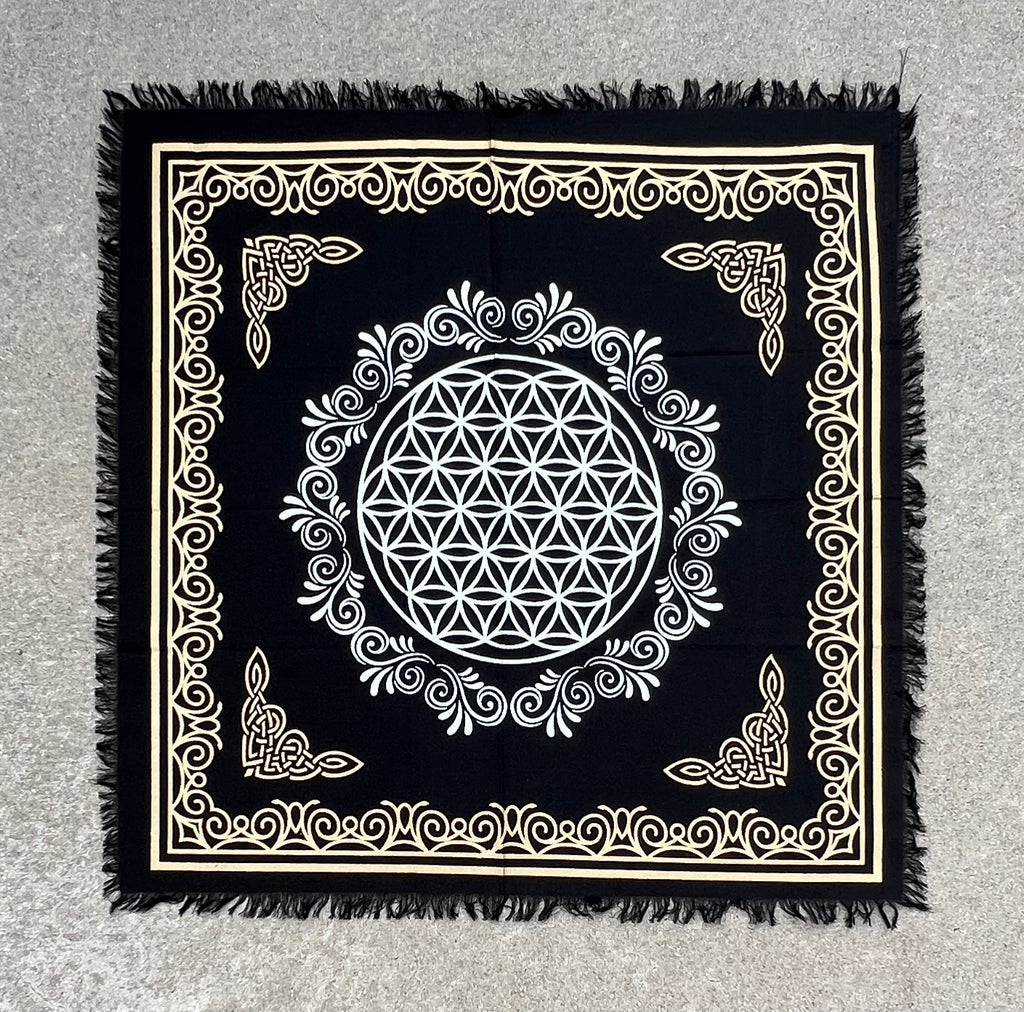 Altar Cloth Tarot Witchcraft Table Cloth Cover Wall Decor Art 24 X 24 Inches - DharmaObjects