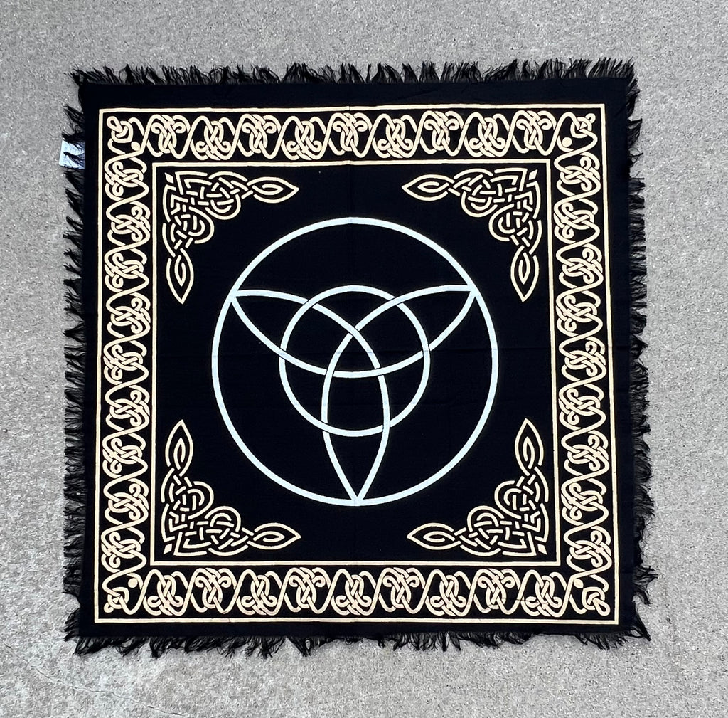 Altar Cloth Tarot Witchcraft Table Cloth Cover Wall Decor Art 24 X 24 Inches - DharmaObjects