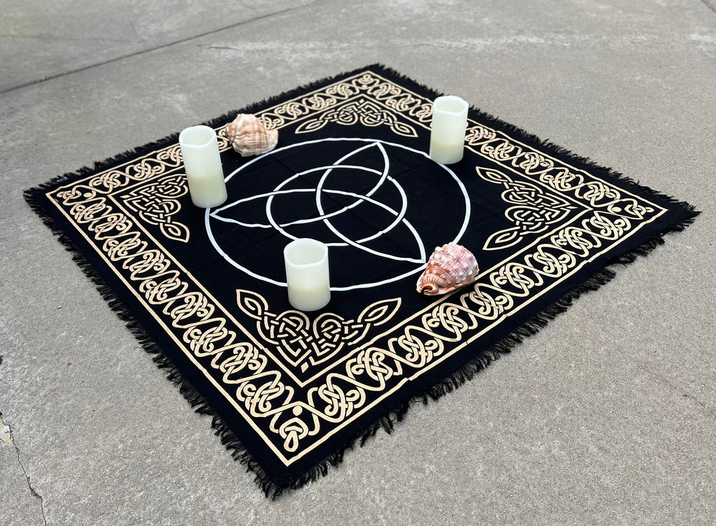 Altar Cloth Tarot Witchcraft Table Cloth Cover Wall Decor Art 36 X 36 Inches
