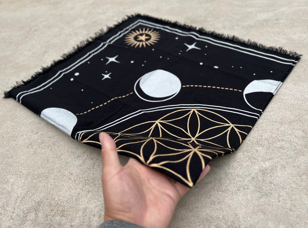 Altar Cloth Tarot Witchcraft Table Cloth Cover Wall Decor Wall Art 36 X 36 Inches