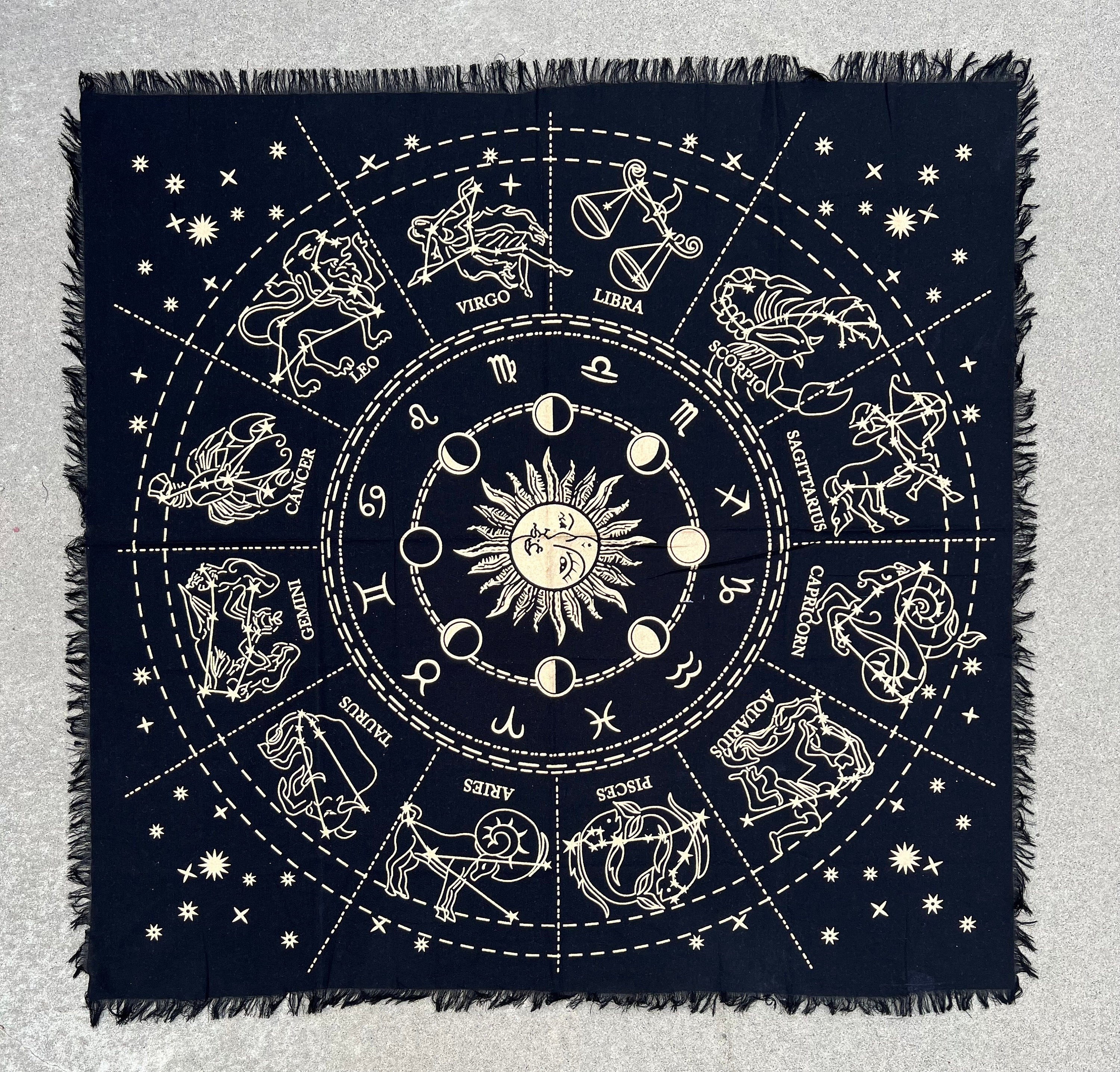 Altar Cloth Tarot Witchcraft Table Cloth Cover Wall Decor Wall Art 36 X 36 Inches - DharmaObjects