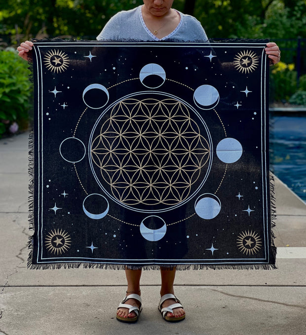 Altar Cloth Tarot Witchcraft Table Cloth Cover Wall Decor Wall Art 36 X 36 Inches