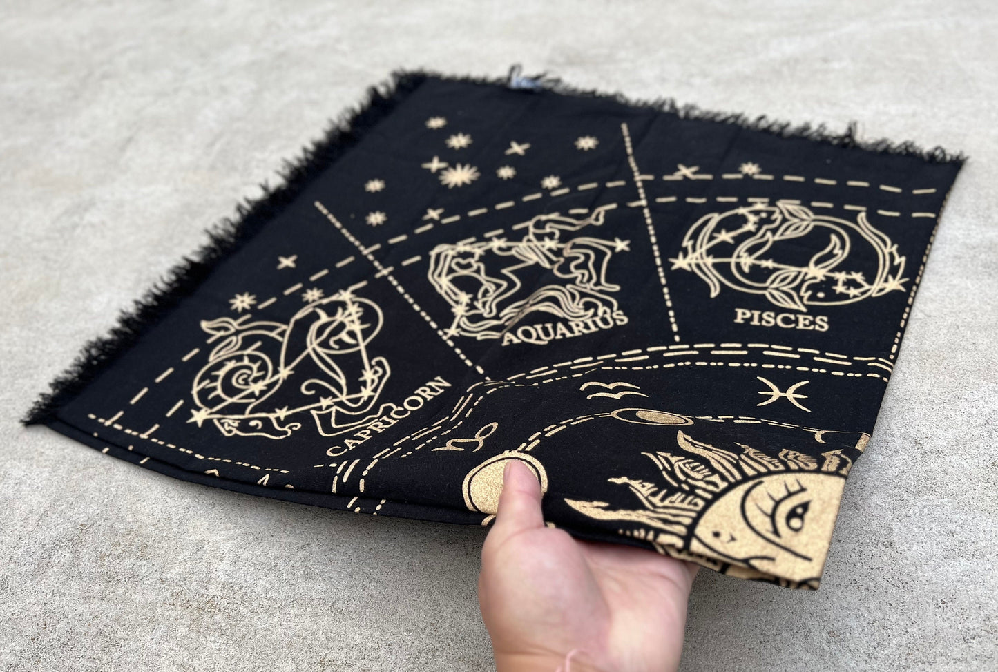 Zodiac Astrology Sun Moon Altar Cloth Tarot Witchcraft Table Cloth Cover Gold