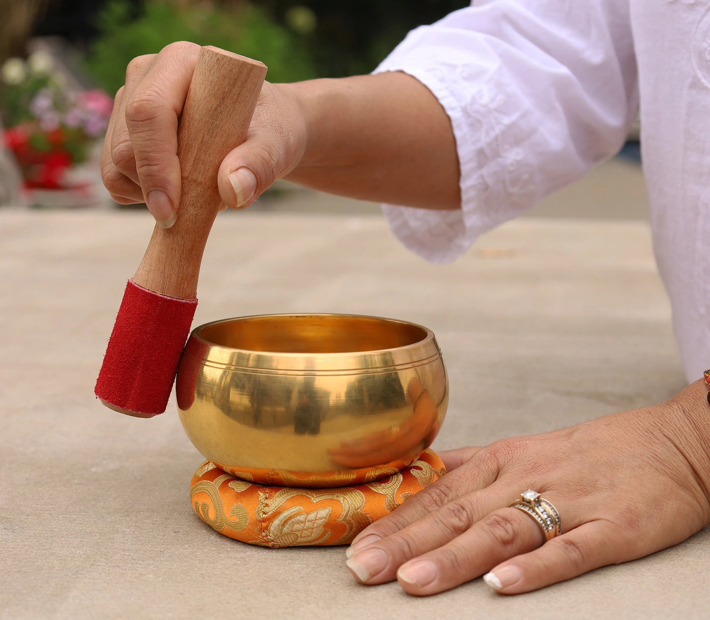 Tibetan Meditation Singing Bowl Complete Set ~ Yoga, Mindfulness, Spiritual & Chakra Healing ~