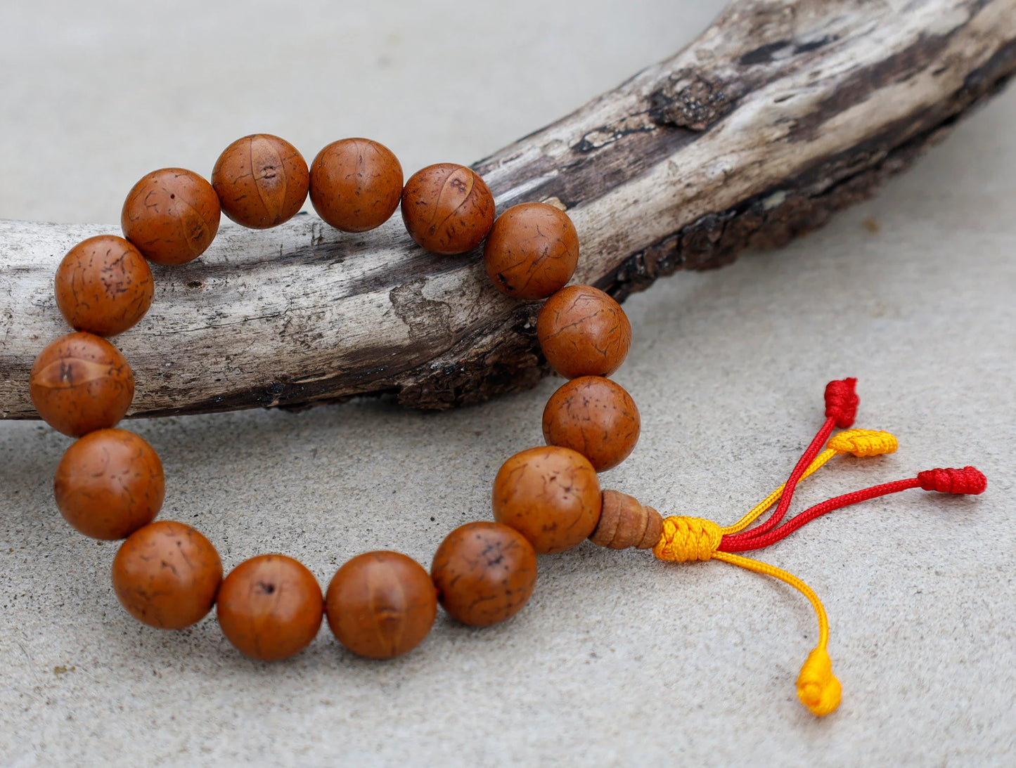 Tibetan Rare To Find Buddhist Meditation Nepal Bodhi Seed Wrist Mala / Free Mala Bag