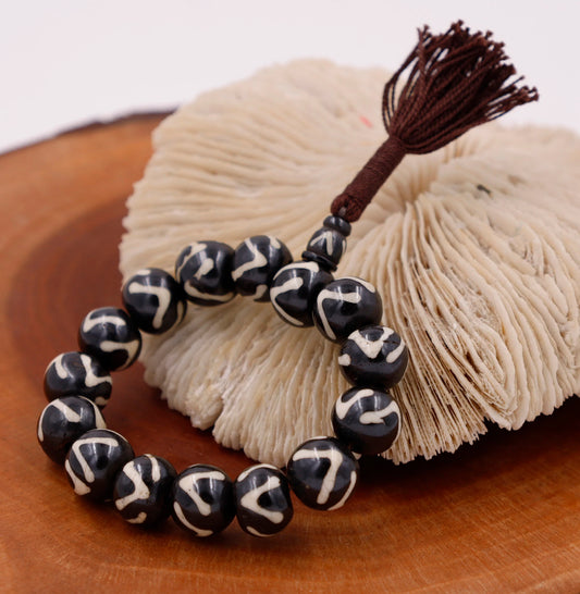 Tibetan Meditation Bone 14 Beads Wrist Mala Dzi Spiral Yoga Jewelry