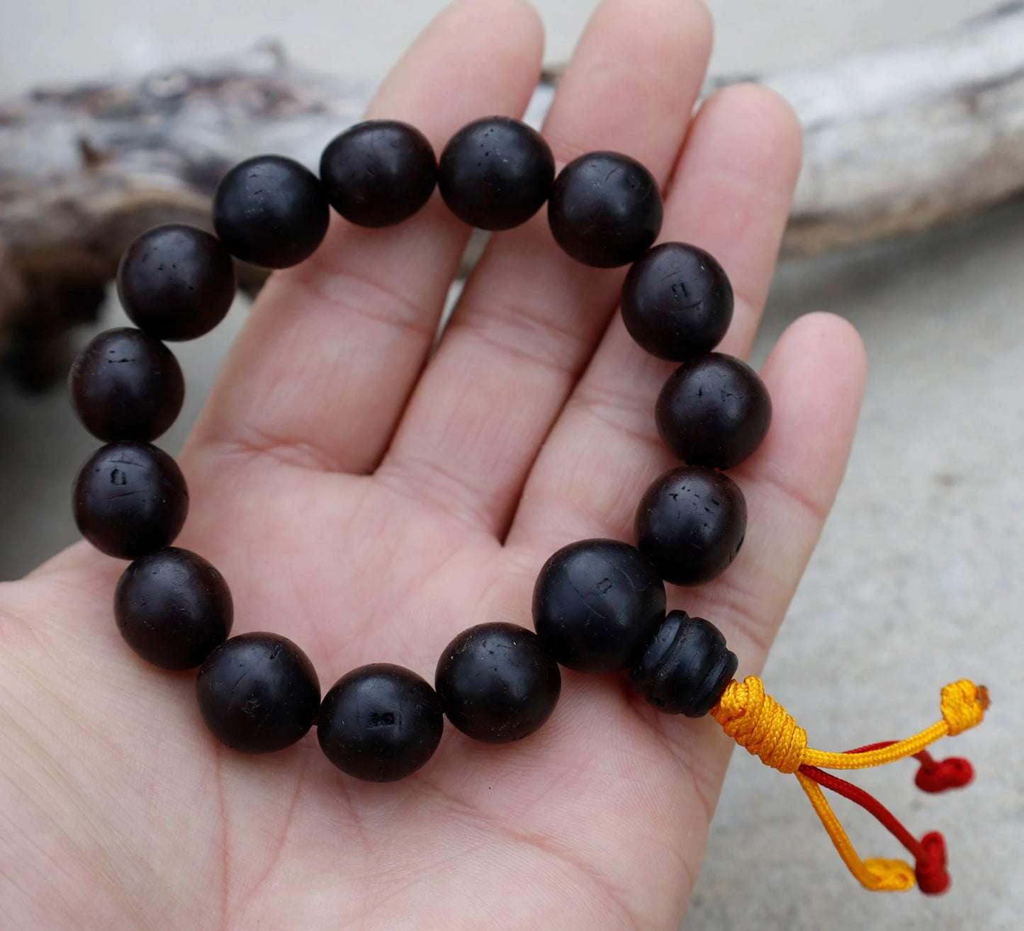 Tibetan Rare To Find Buddhist Meditation Nepal Bodhi Seed Wrist Mala / Free Mala Bag