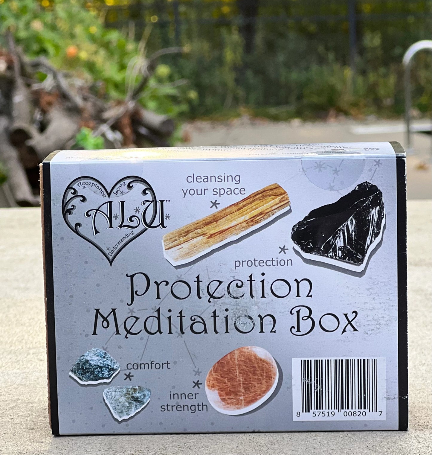 Meditation Protection Box -  1. Guided Meditation , 2 Rough Smoky Quartz, 1 Palo Santo, 1 Obsidian and 1 Moonstone Palmstone.