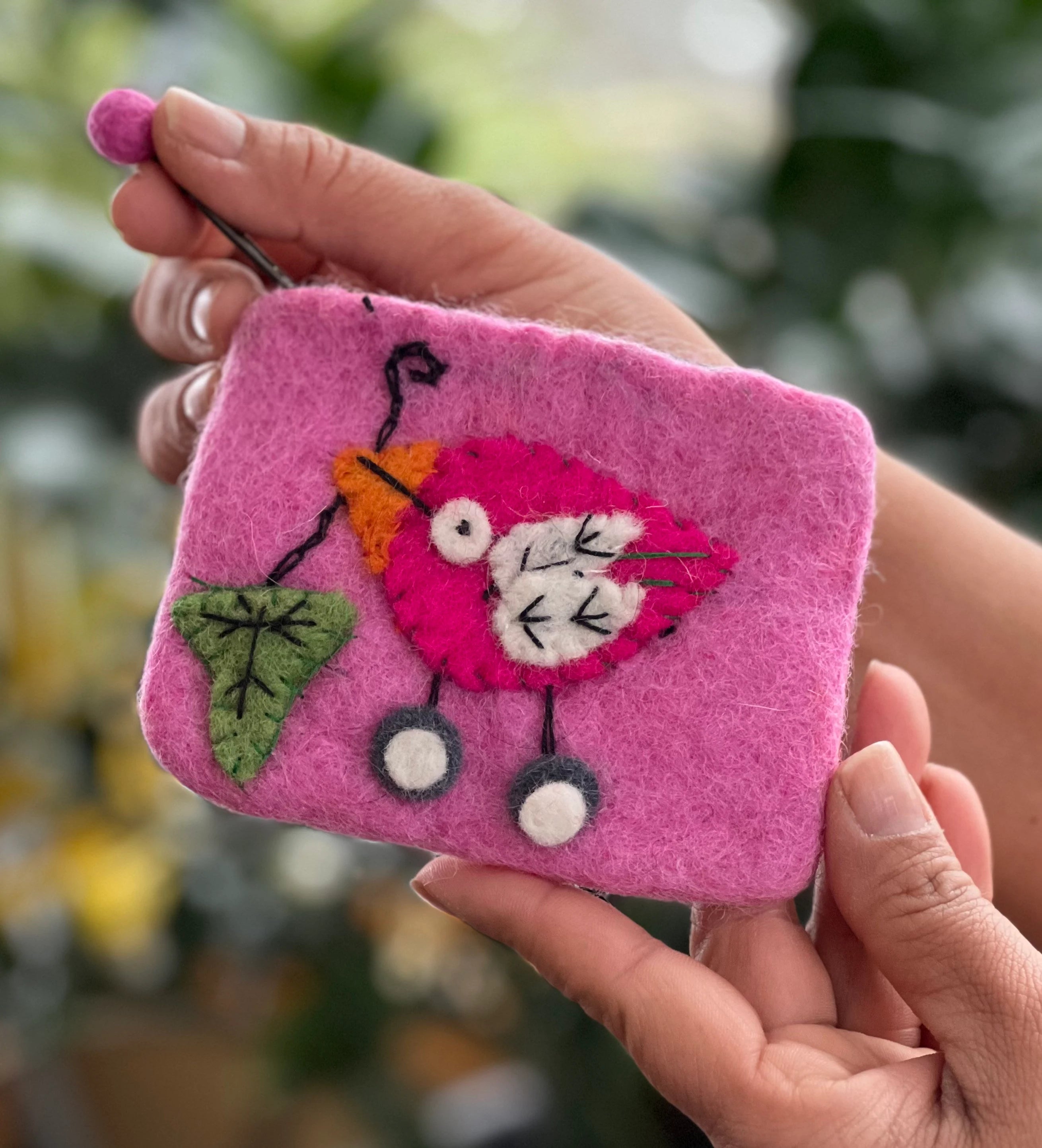 100% Wool Felt Flower Multi Color Birdie Coin Purse Zippered Lined - DharmaObjects