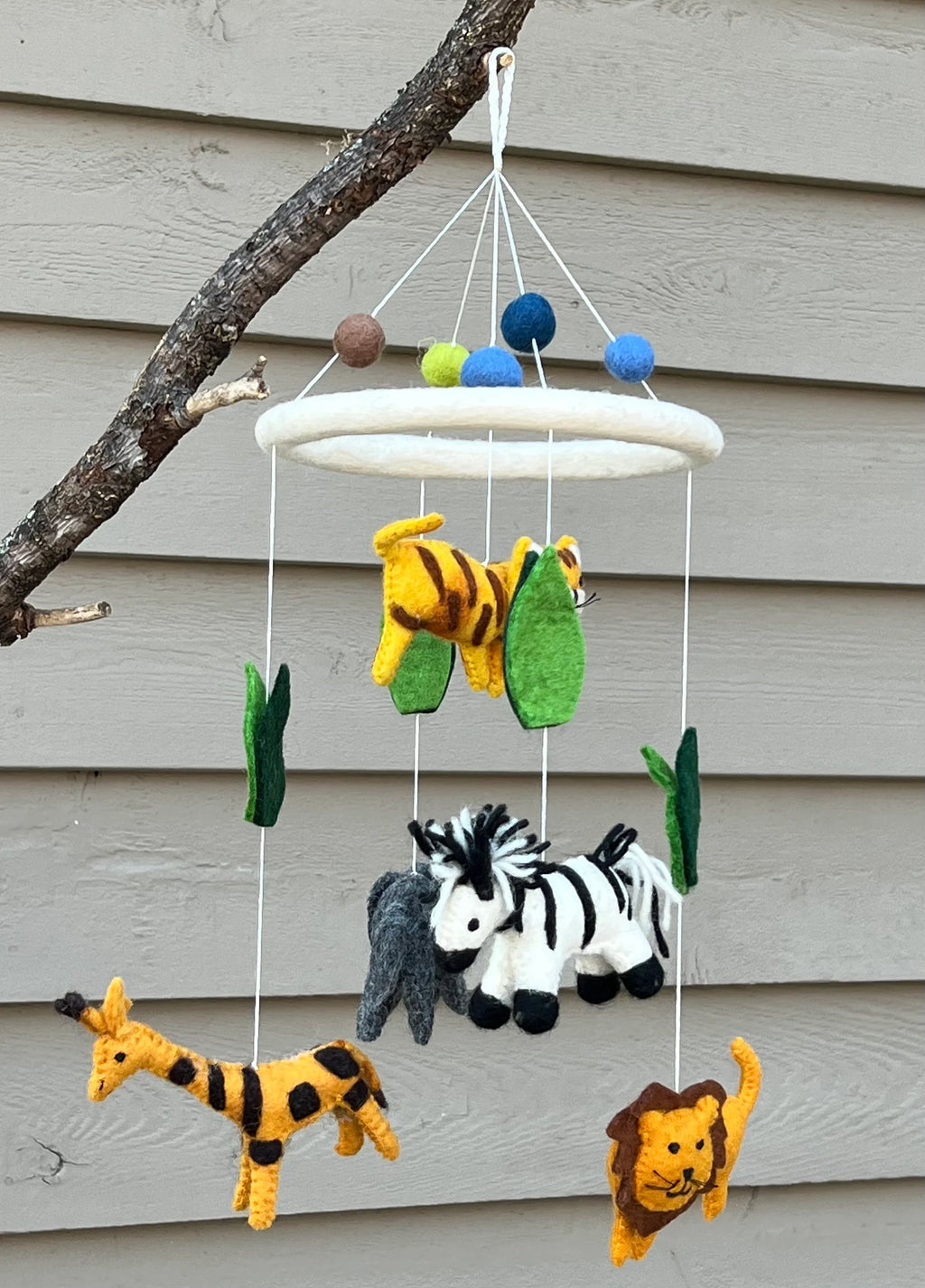 Safari baby mobile , Felt hanging baby mobile zebra, giraffe, elephant, lion, tiger Jungle animals mobile - DharmaObjects