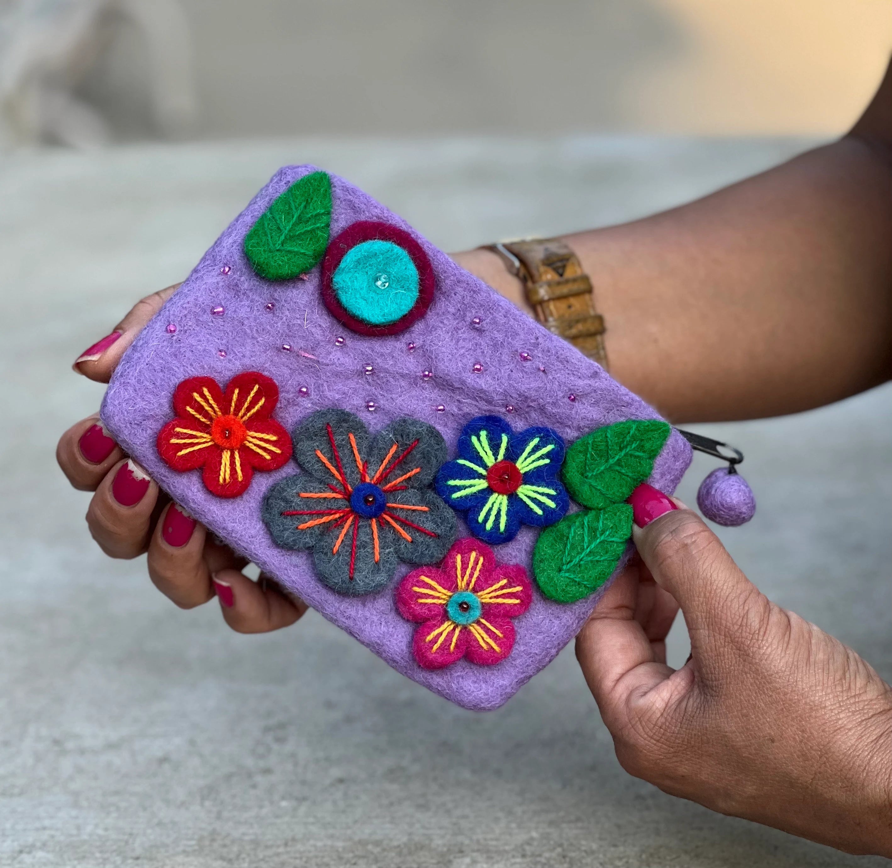 Small Felted Floral Coin Purse, Kids Pouch, Makeup Pouch, Christmas Gift Pouch Zippered And Lined - DharmaObjects