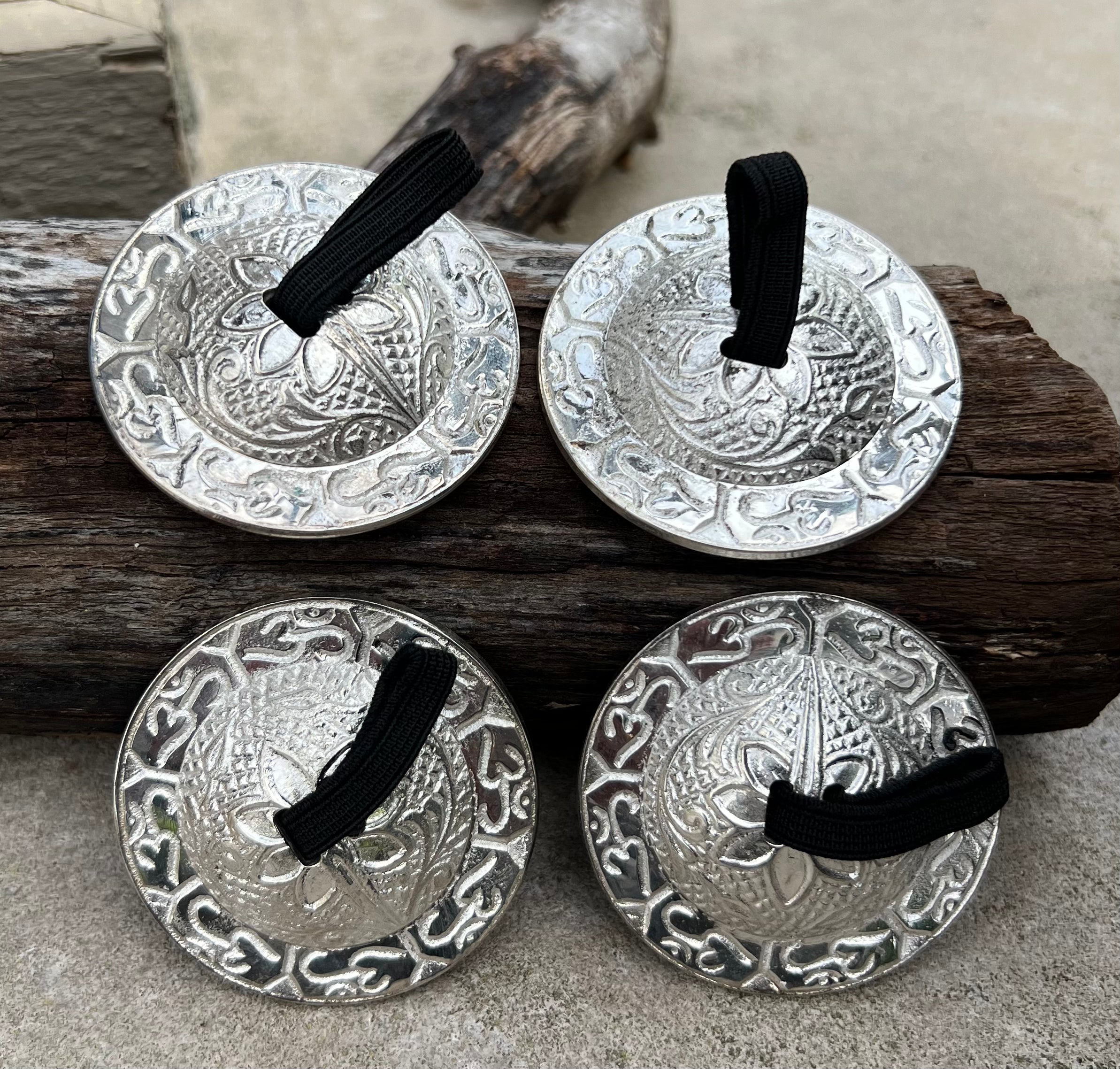 2 Pairs Brass Om Finger Cymbals Zills for Belly Dancing